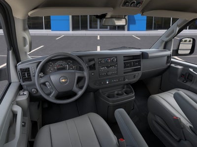 2025 Chevrolet Express Passenger 3500 1LS