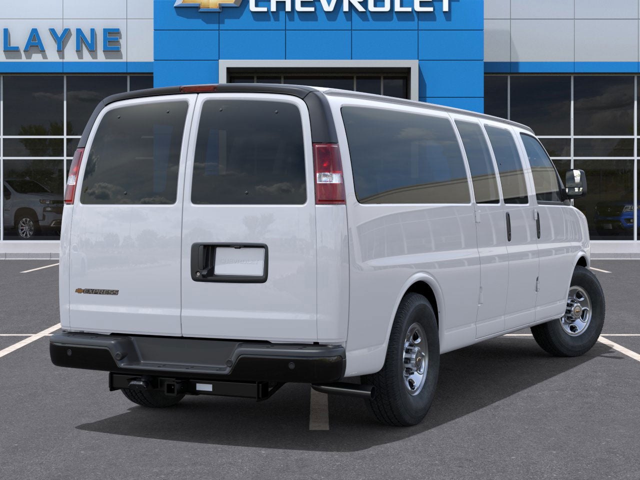 2025 Chevrolet Express Passenger 3500 1LS