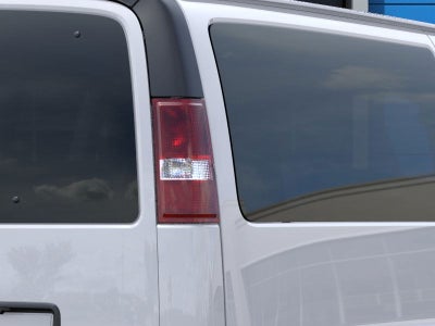 2025 Chevrolet Express Passenger 3500 1LS
