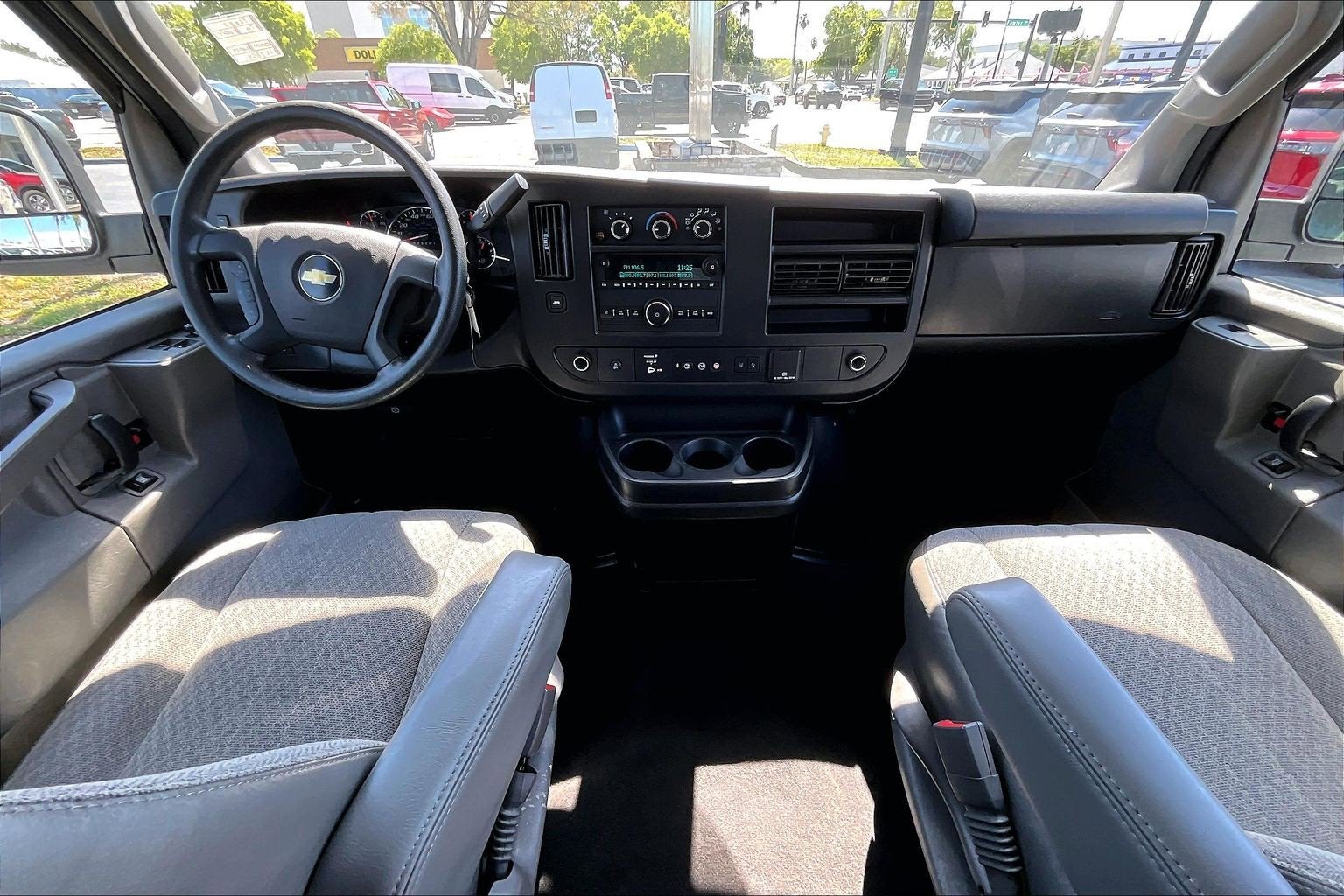 2020 Chevrolet Express Passenger 3500 LT