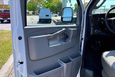 2020 Chevrolet Express Passenger 3500 LT