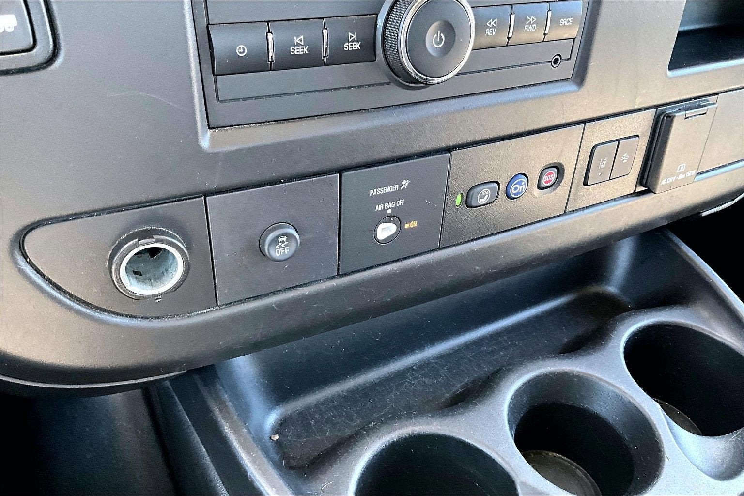 2020 Chevrolet Express Passenger 3500 LT