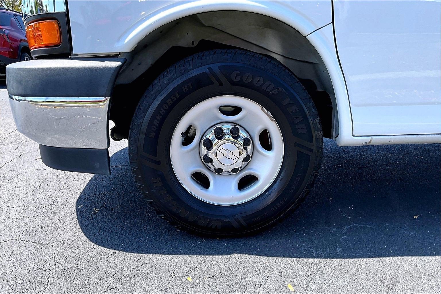 2020 Chevrolet Express Passenger 3500 LT