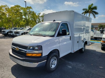 2025 Chevrolet Express Cutaway 3500 1WT