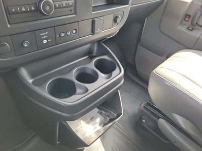 2025 Chevrolet Express Cutaway 3500 1WT