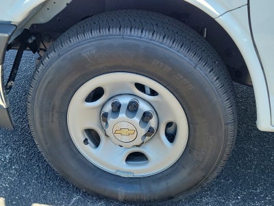2024 Chevrolet Express Cutaway 3500 1WT