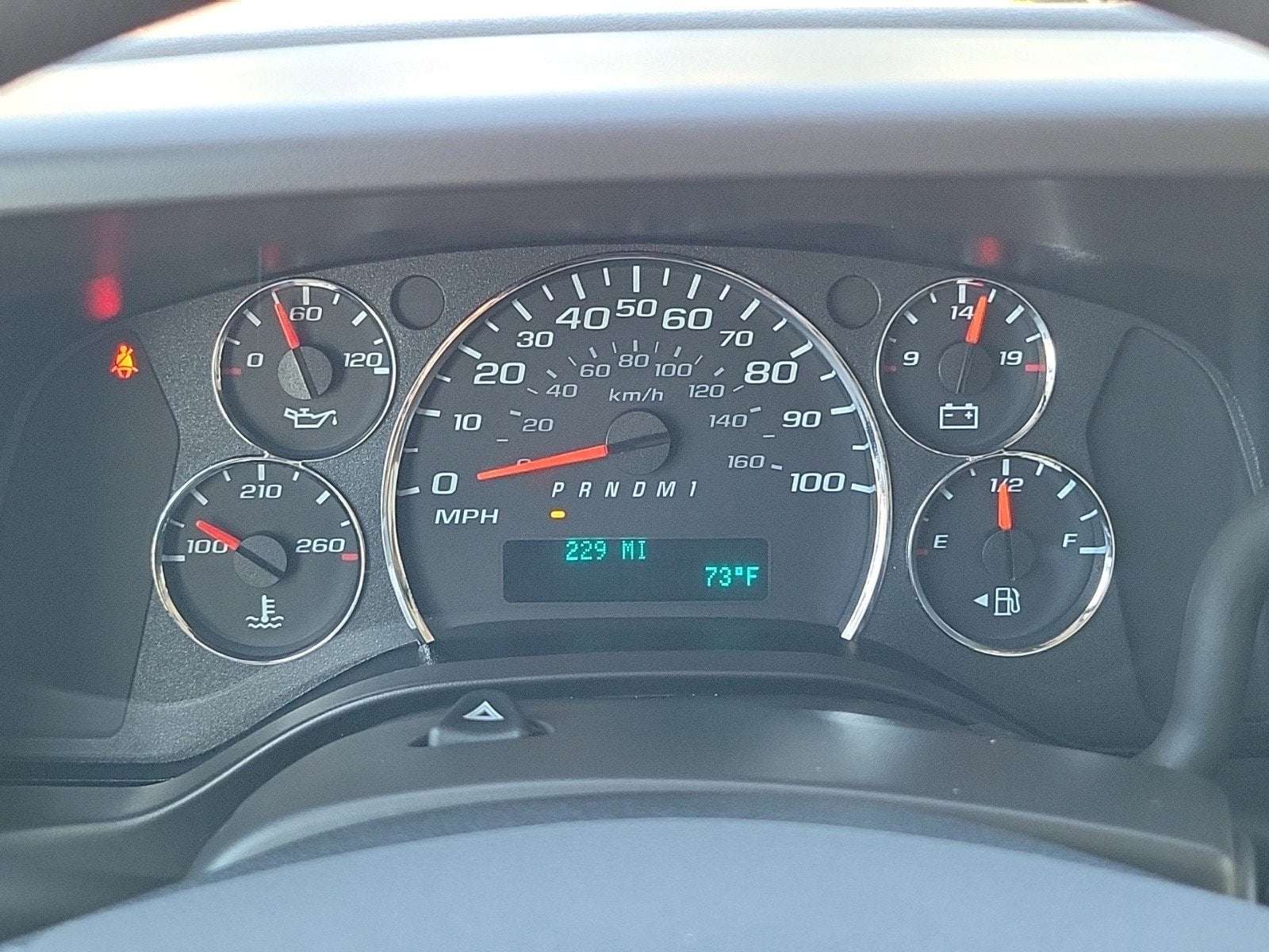 2024 Chevrolet Express Cutaway 3500 1WT