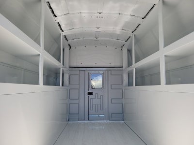 2024 Chevrolet Express Cutaway 3500 1WT