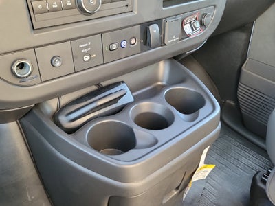 2025 Chevrolet Express Cutaway 3500 1WT