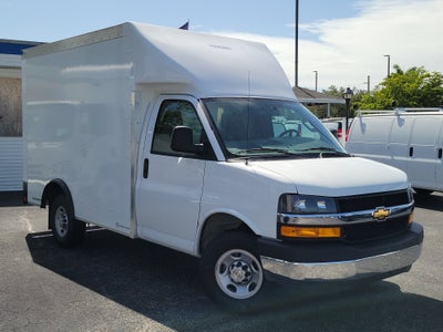 2025 Chevrolet Express Cutaway 3500 1WT