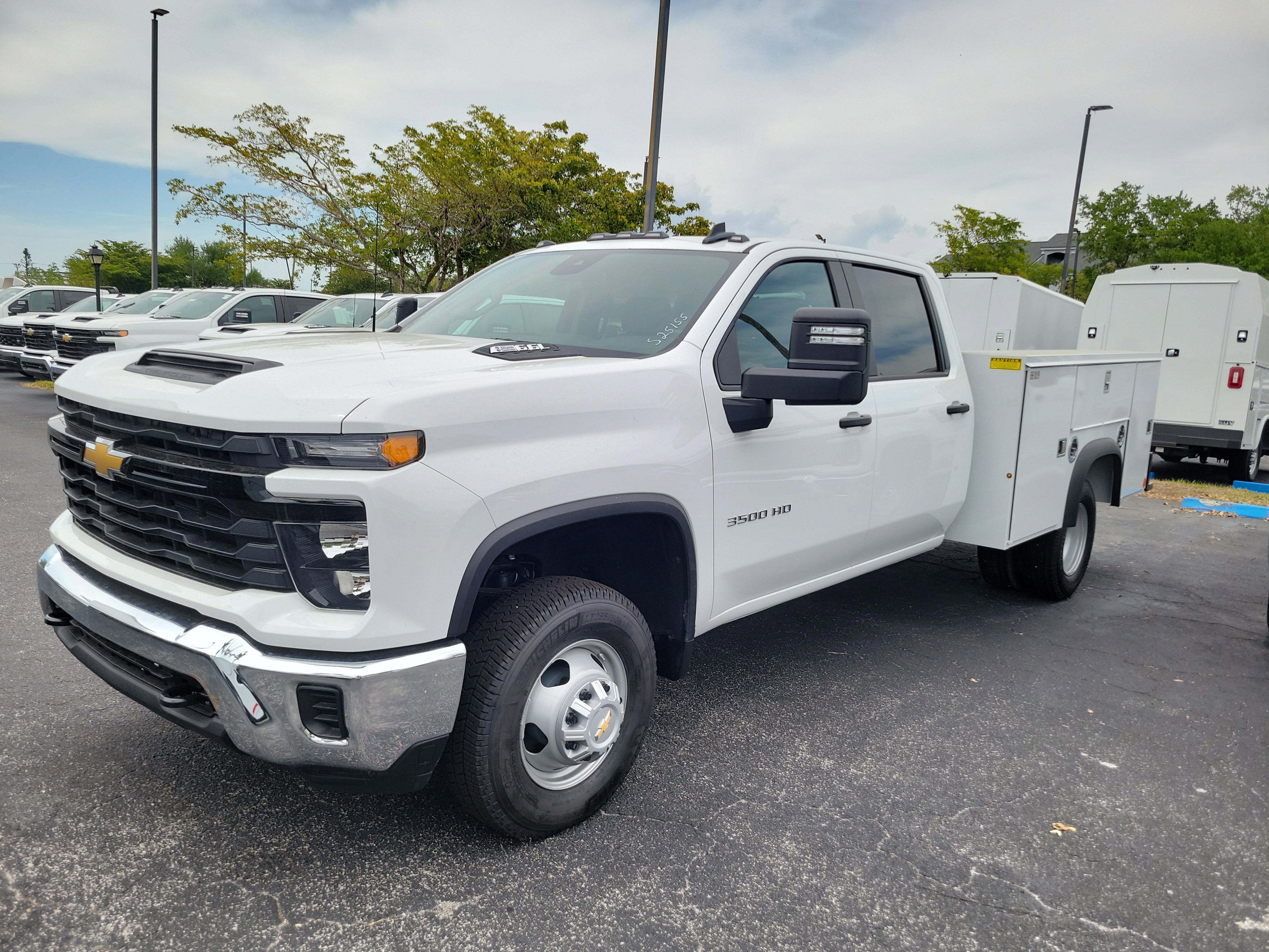 2025 Chevrolet Silverado 3500 HD Chassis Cab Work Truck