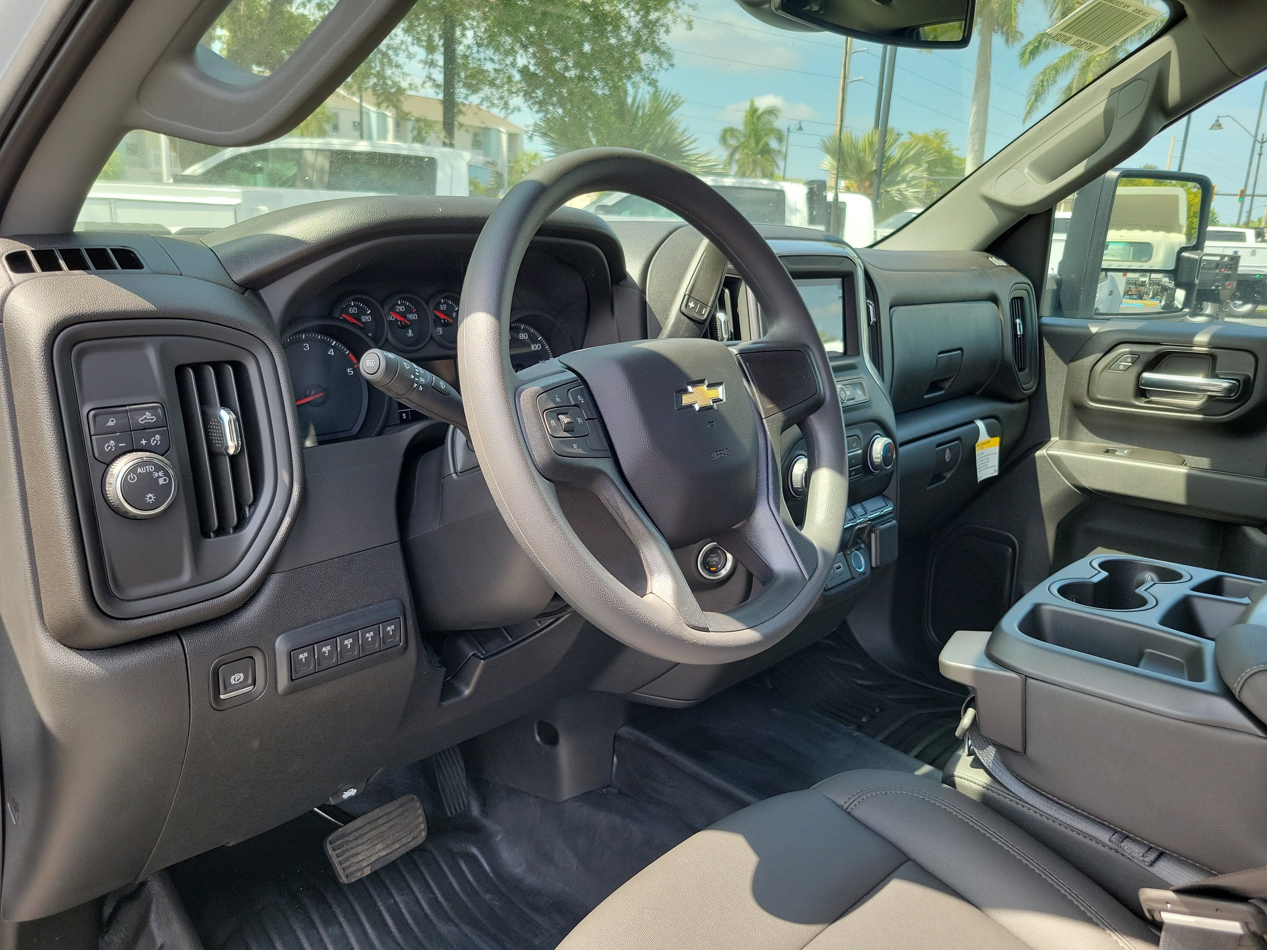 2025 Chevrolet Silverado 3500 HD Chassis Cab Work Truck