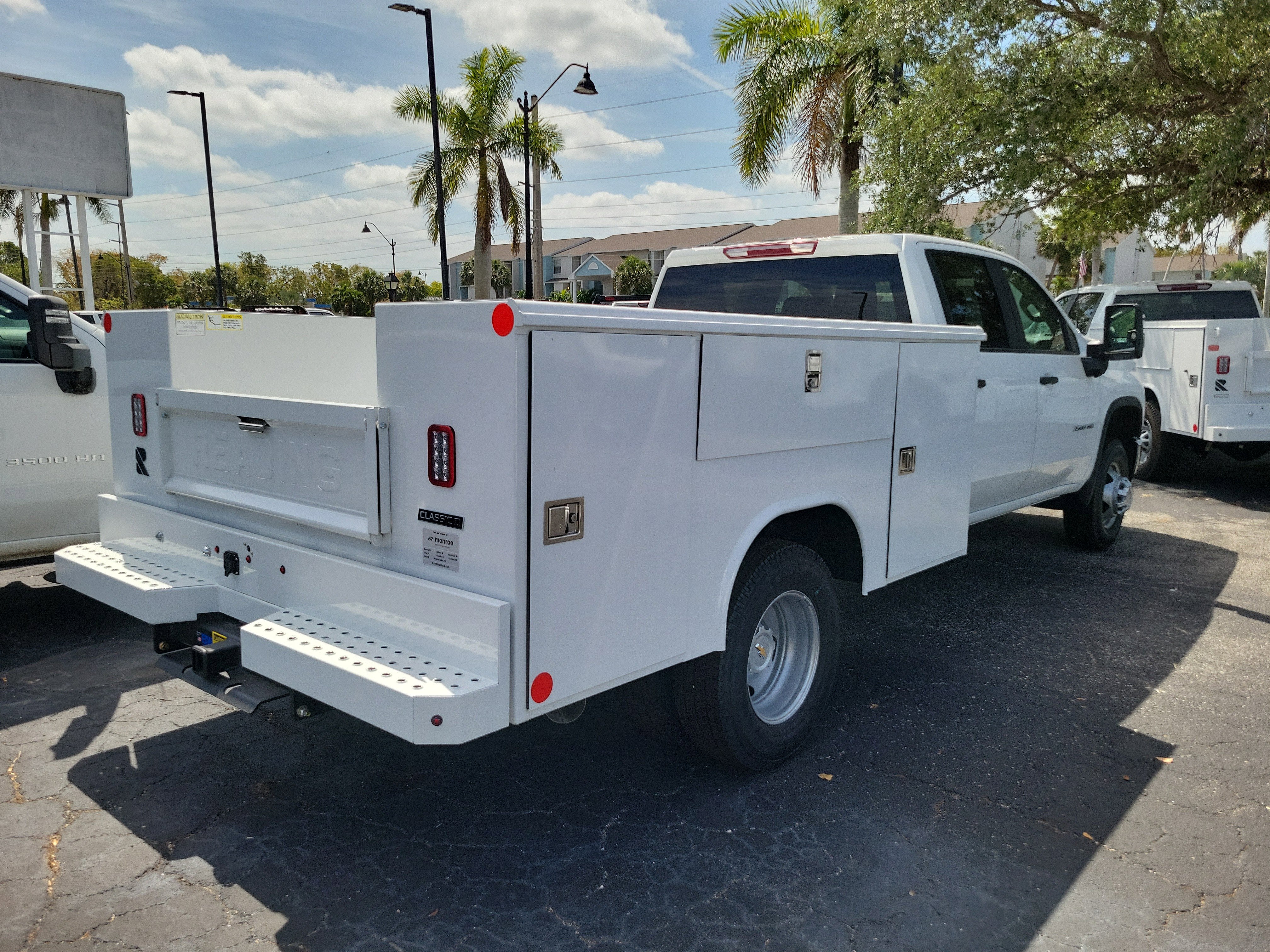 2025 Chevrolet Silverado 3500 HD Chassis Cab Work Truck