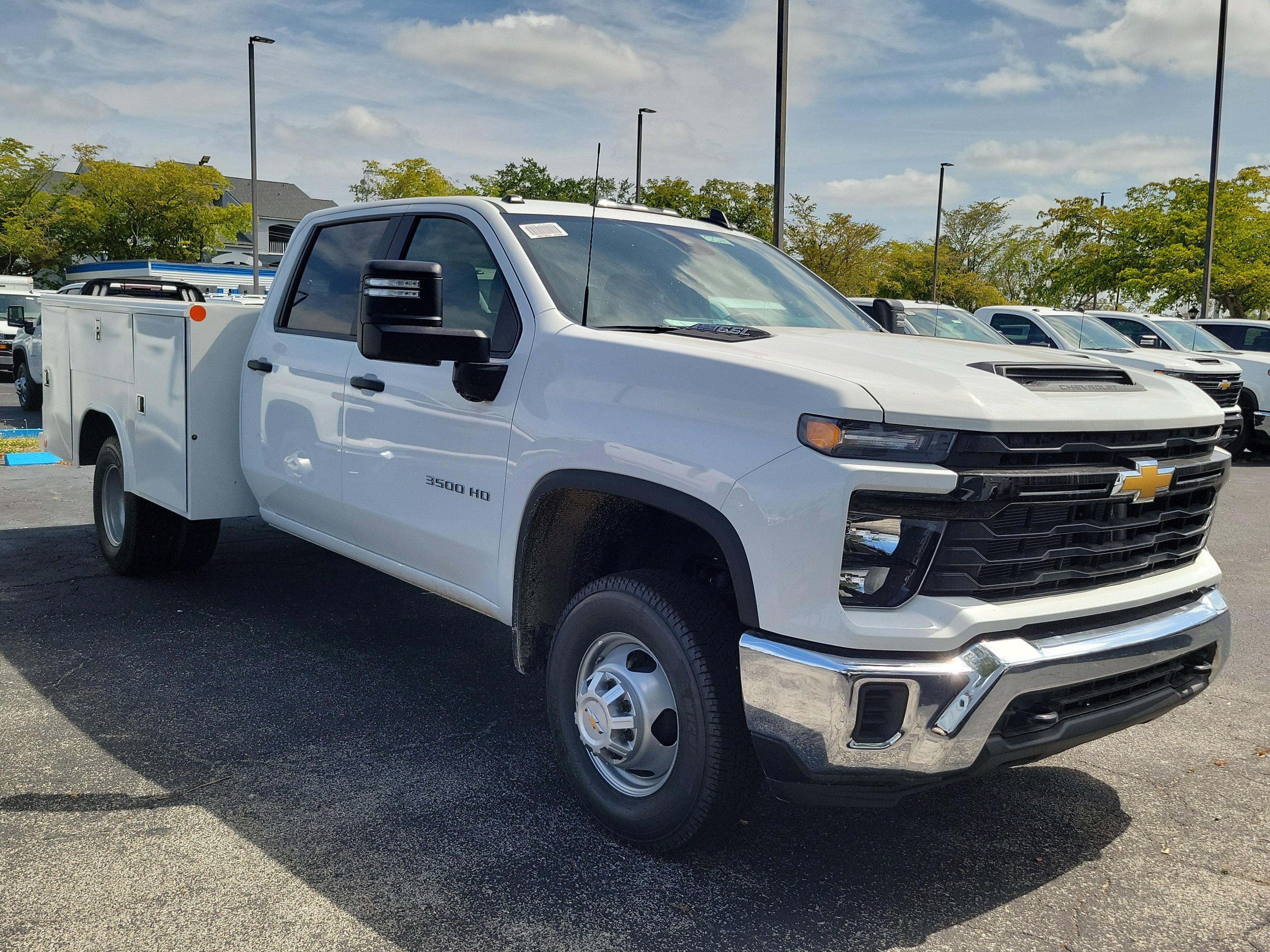 2025 Chevrolet Silverado 3500 HD Chassis Cab Work Truck