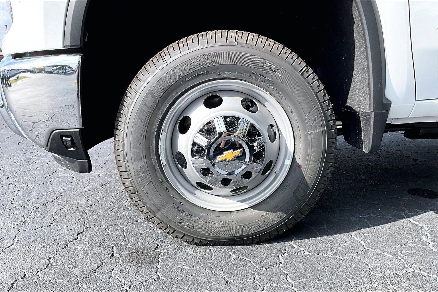 2025 Chevrolet Silverado 3500 HD Chassis Cab Work Truck