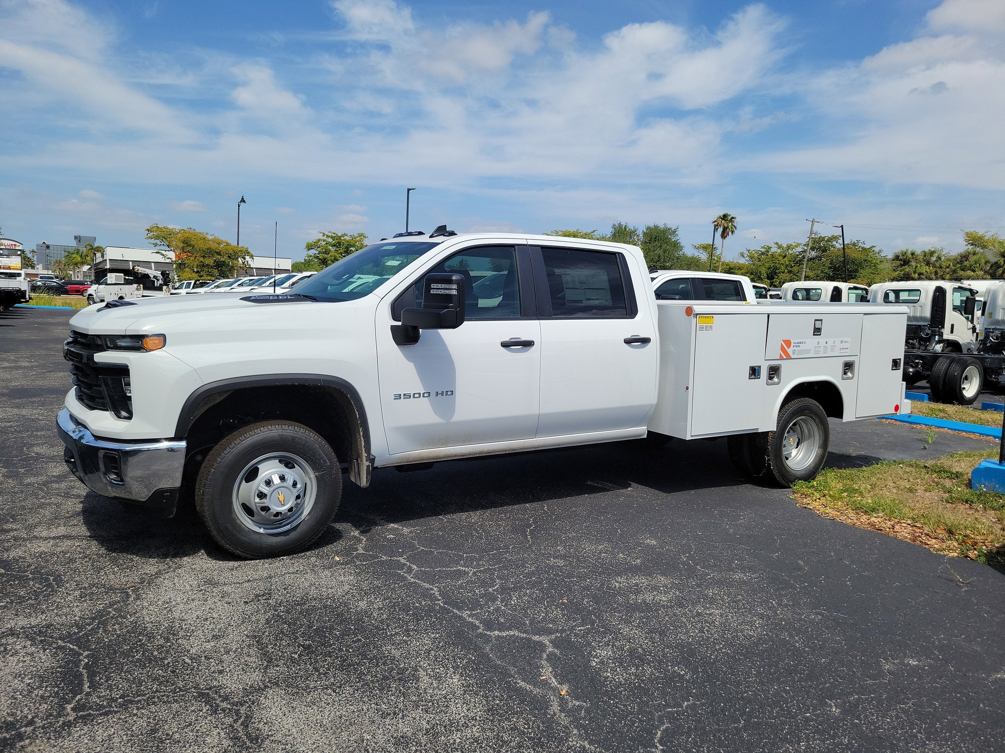 2025 Chevrolet Silverado 3500 HD Chassis Cab Work Truck