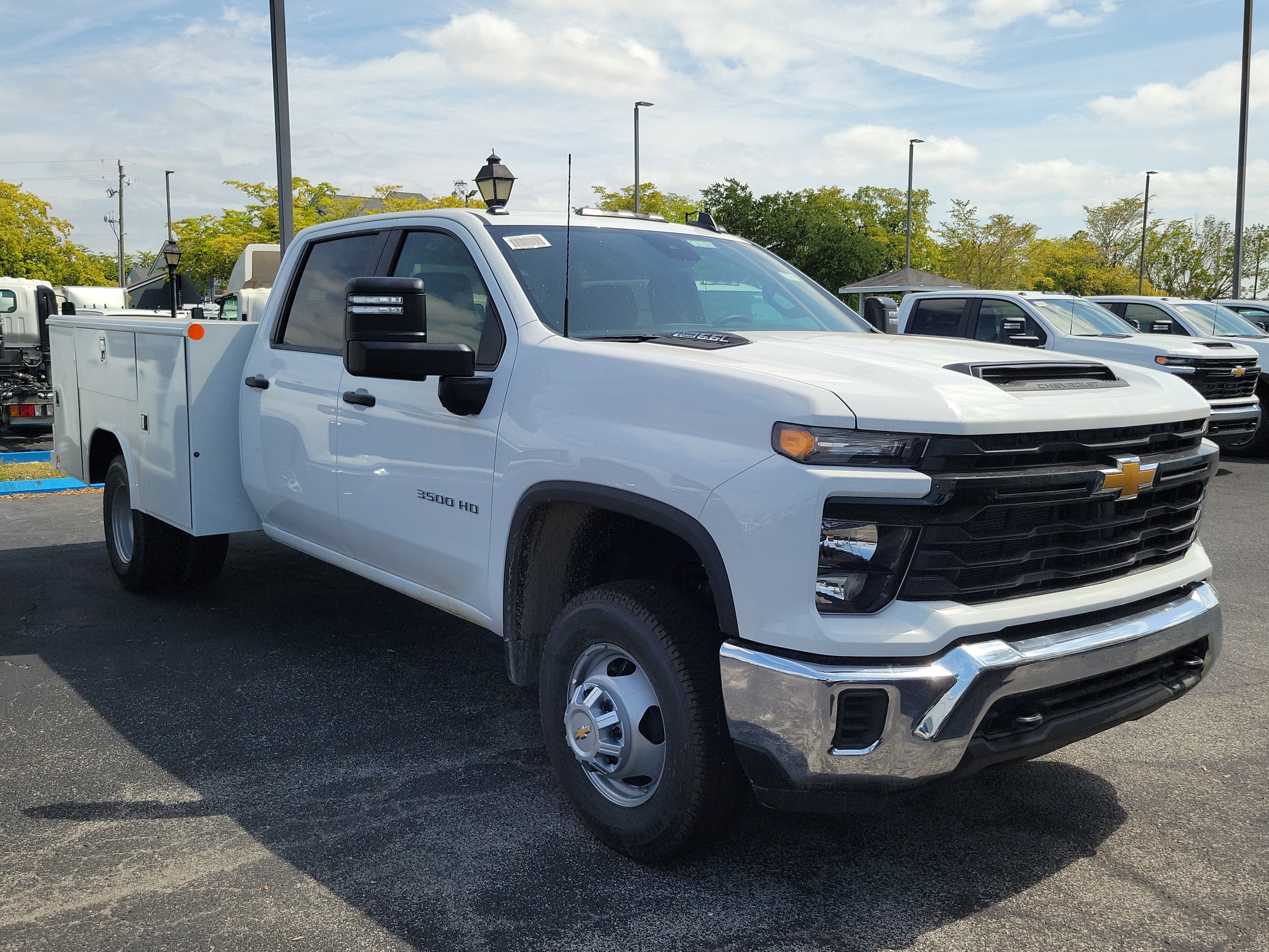2025 Chevrolet Silverado 3500 HD Chassis Cab Work Truck