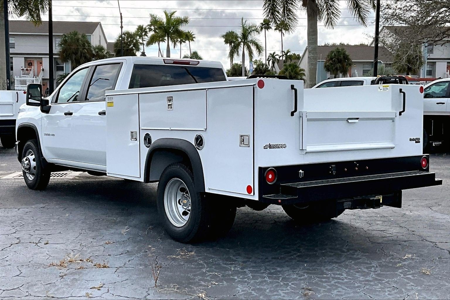 2025 Chevrolet Silverado 3500 HD Chassis Cab Work Truck