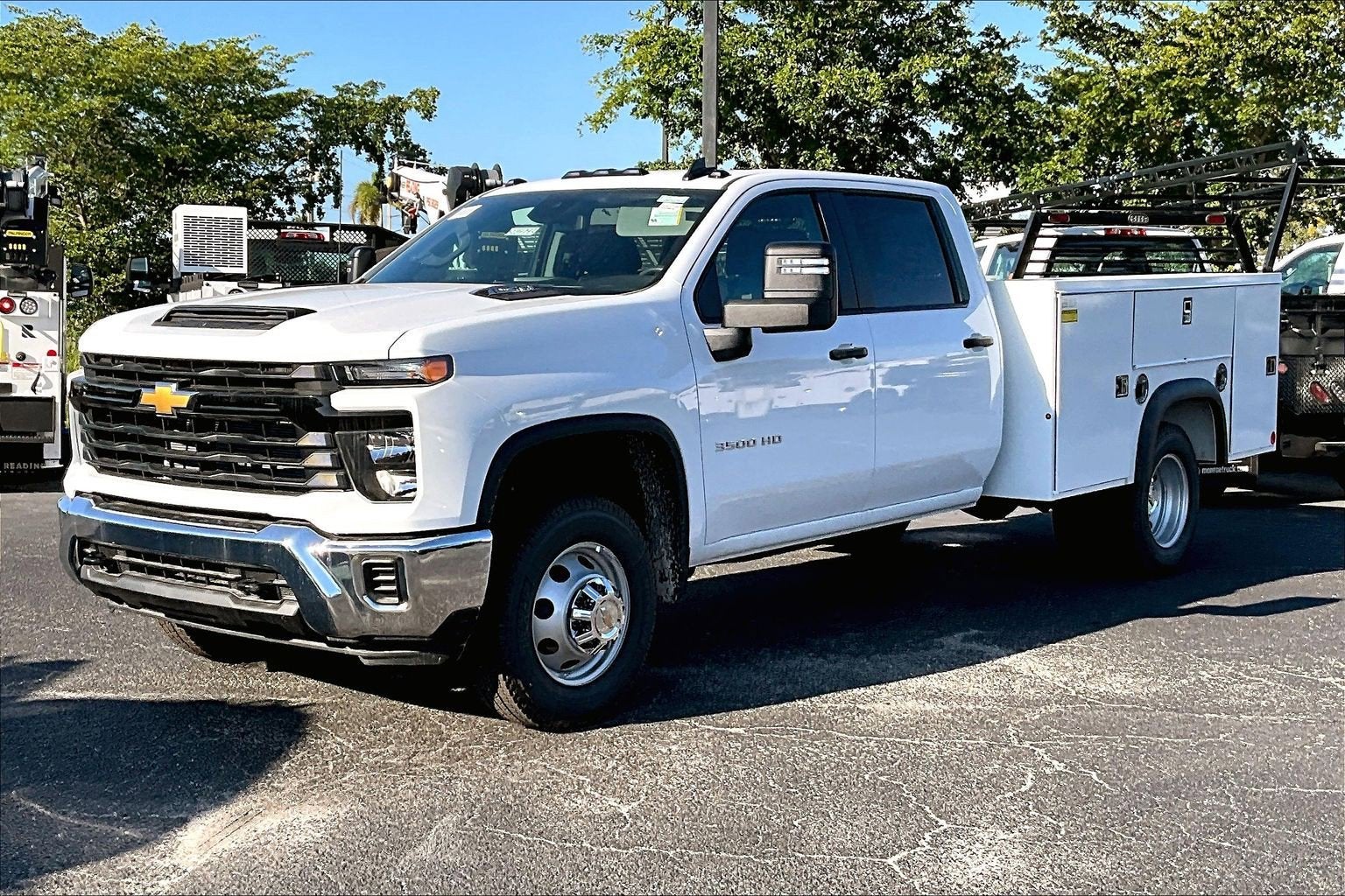 2025 Chevrolet Silverado 3500 HD Chassis Cab Work Truck