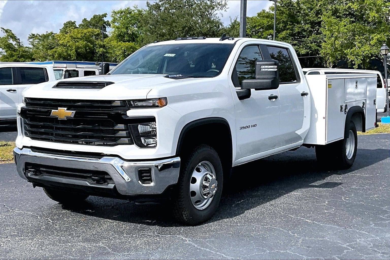2025 Chevrolet Silverado 3500 HD Chassis Cab Work Truck