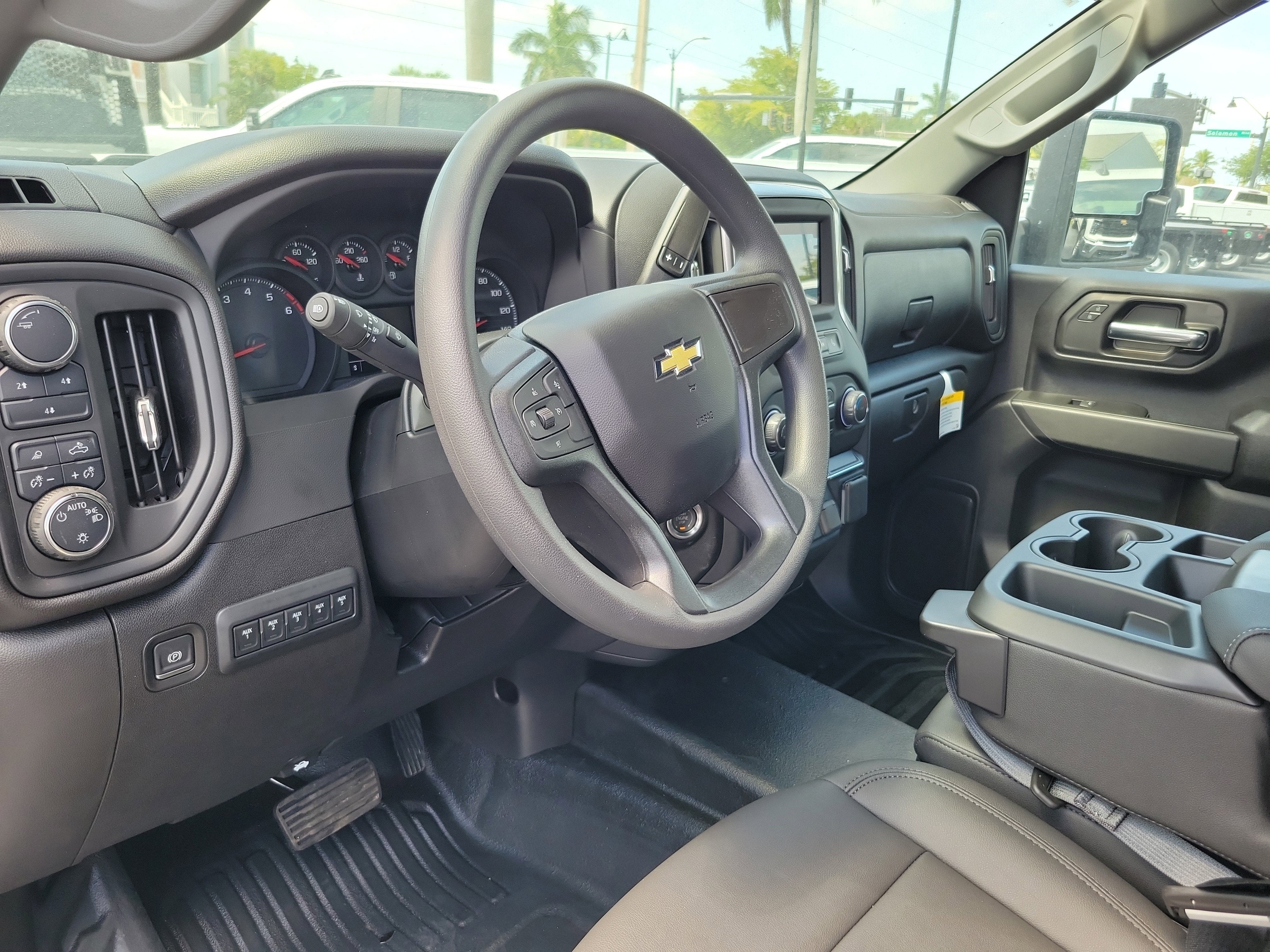 2025 Chevrolet Silverado 3500 HD Chassis Cab Work Truck