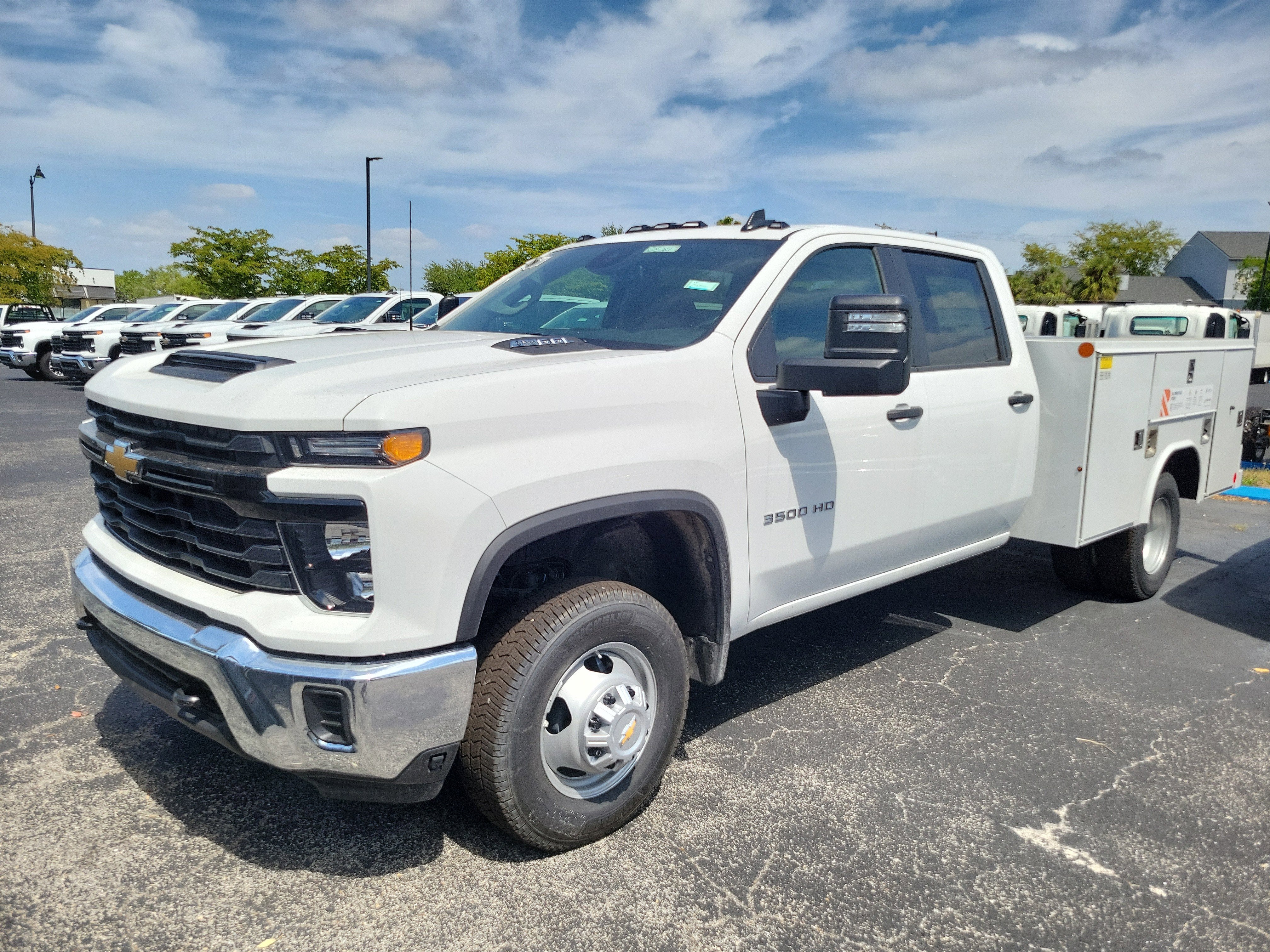 2025 Chevrolet Silverado 3500 HD Chassis Cab Work Truck