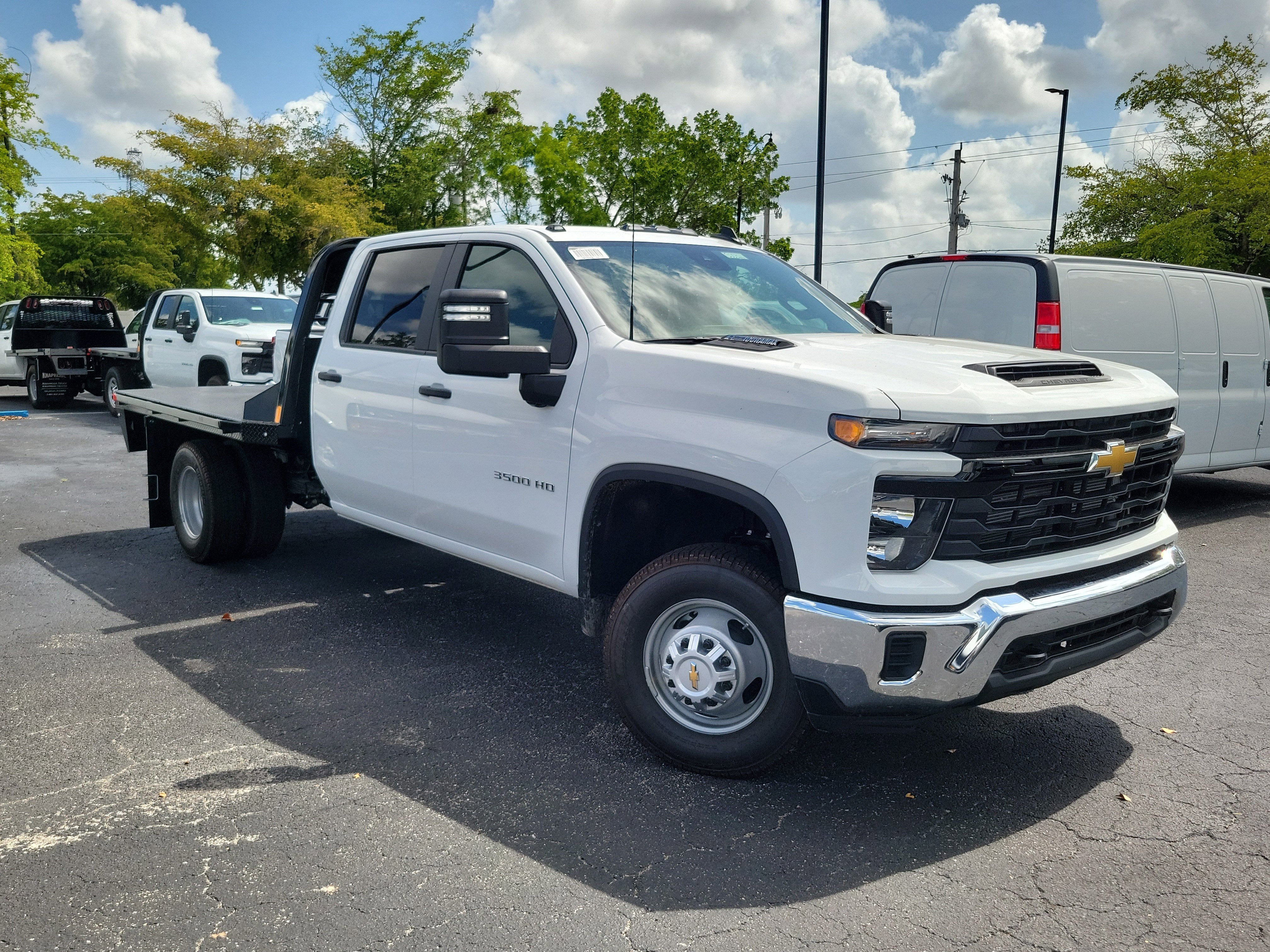 2025 Chevrolet Silverado 3500 HD Chassis Cab Work Truck