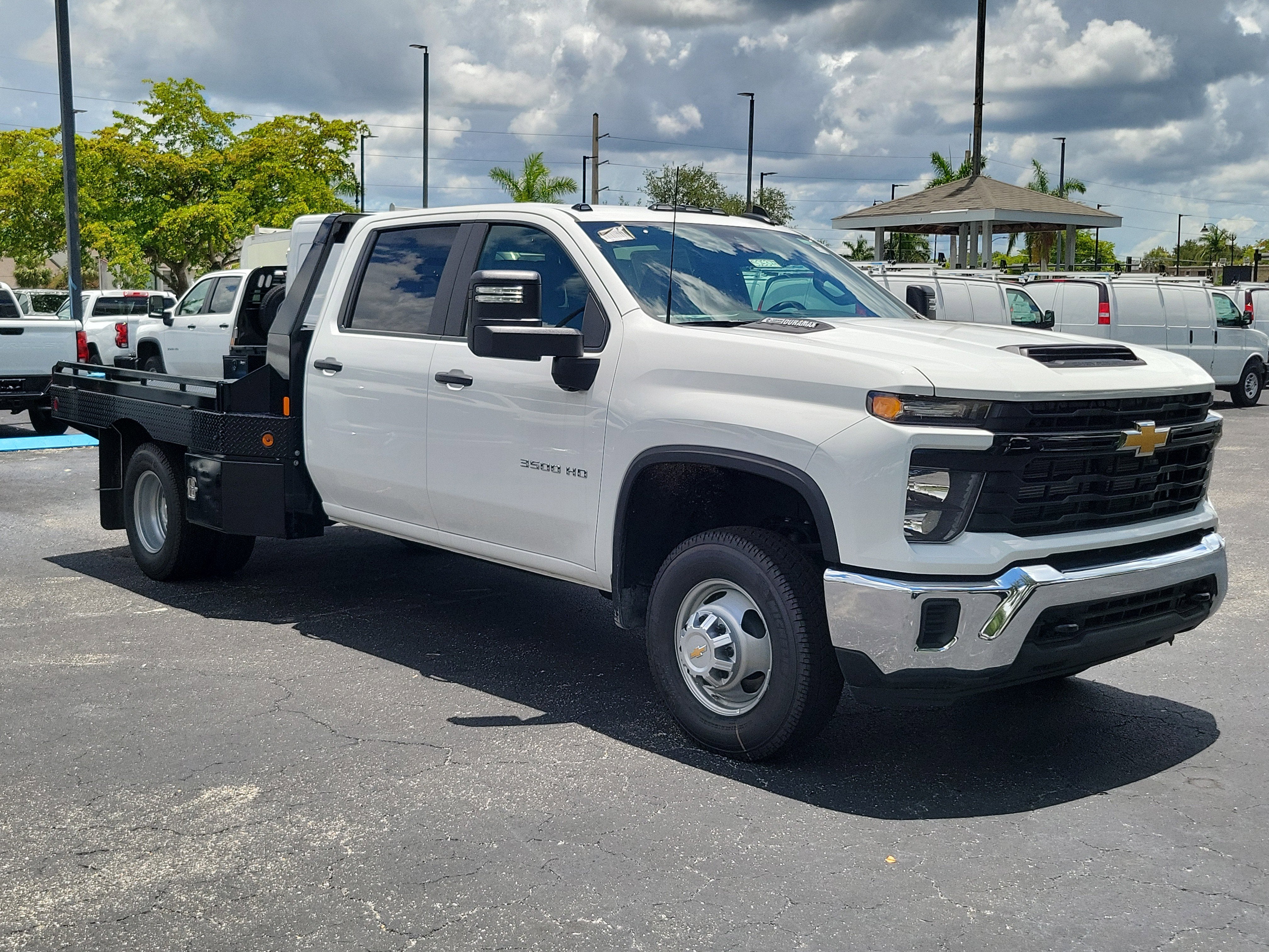 2025 Chevrolet Silverado 3500 HD Chassis Cab Work Truck
