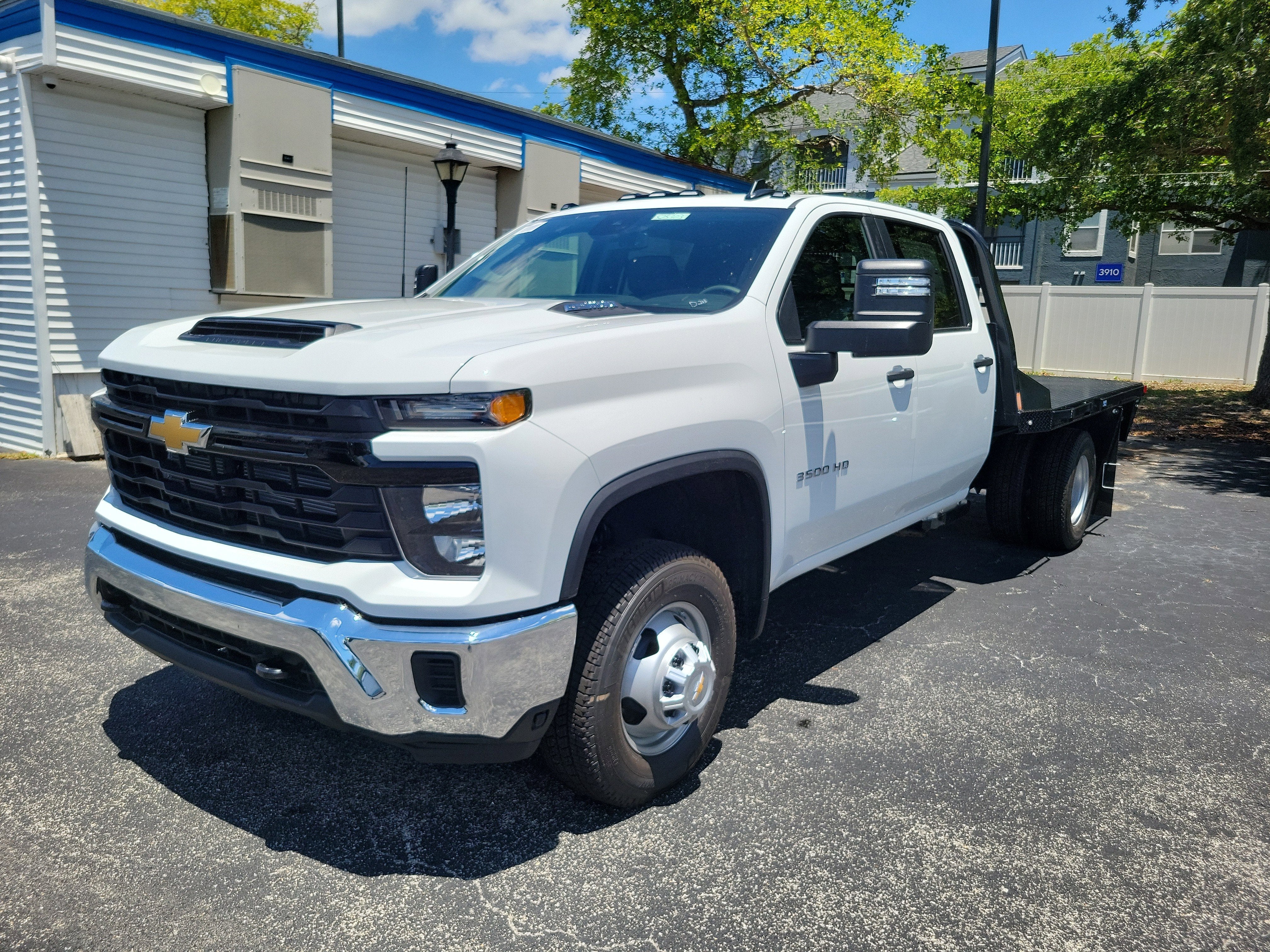 2025 Chevrolet Silverado 3500 HD Chassis Cab Work Truck