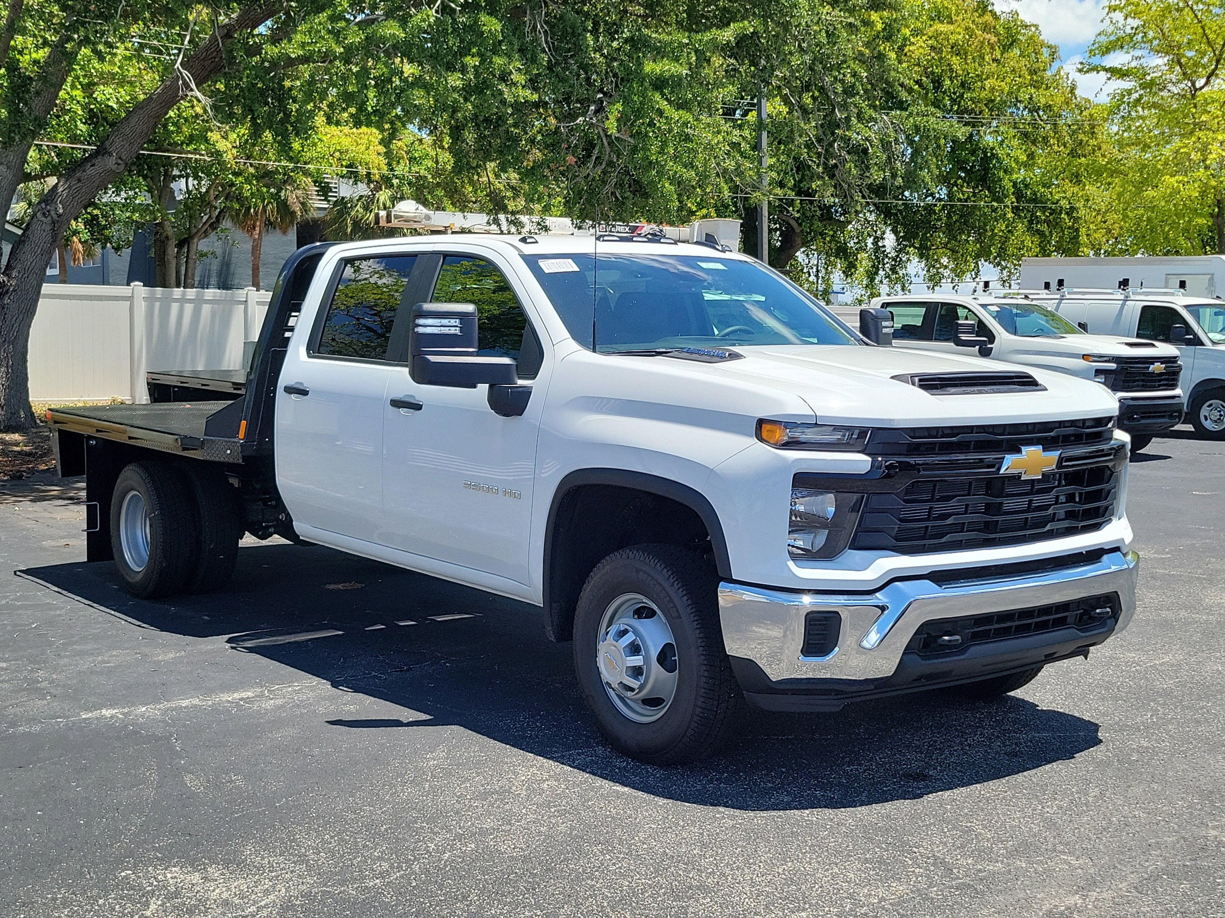 2025 Chevrolet Silverado 3500 HD Chassis Cab Work Truck