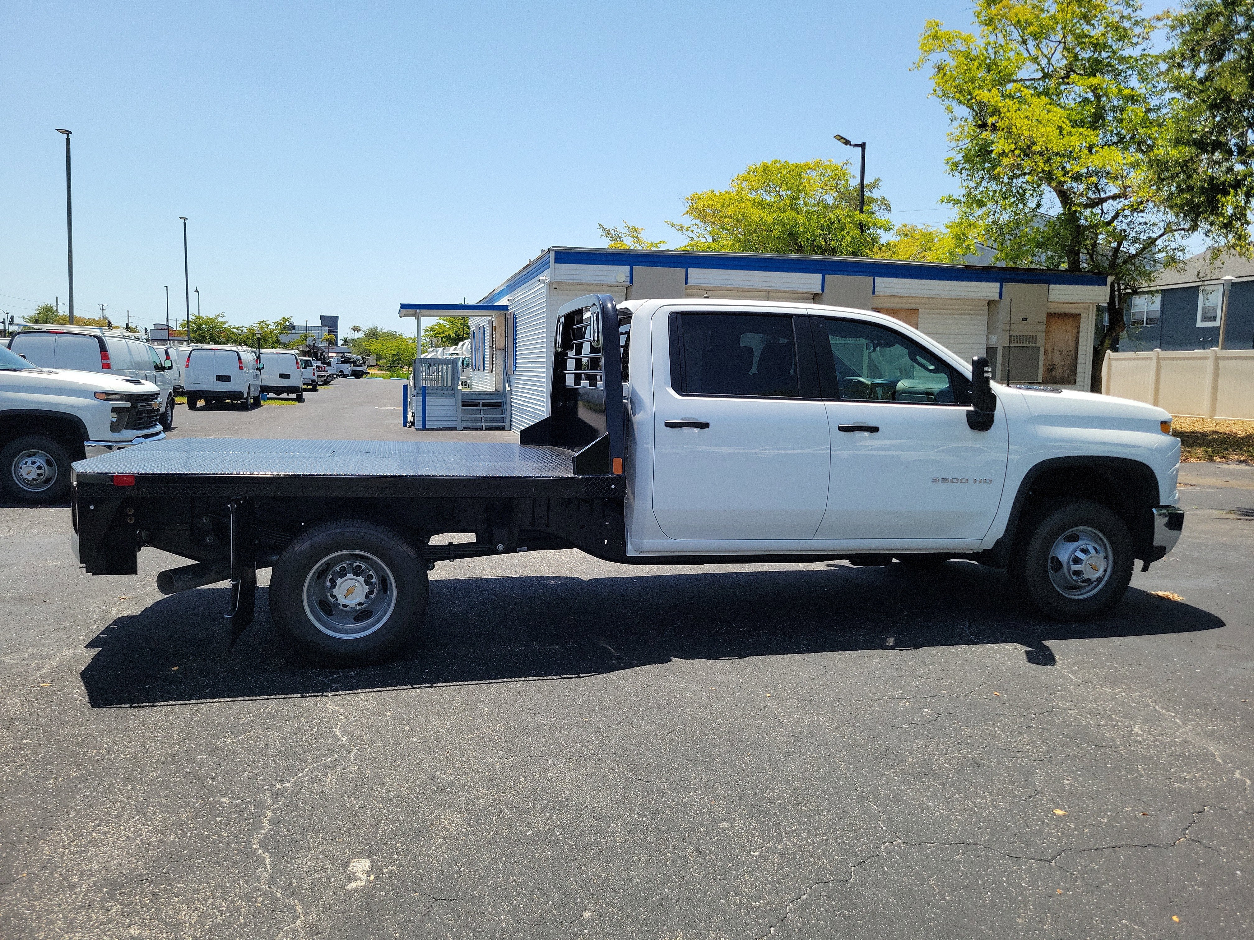 2025 Chevrolet Silverado 3500 HD Chassis Cab Work Truck