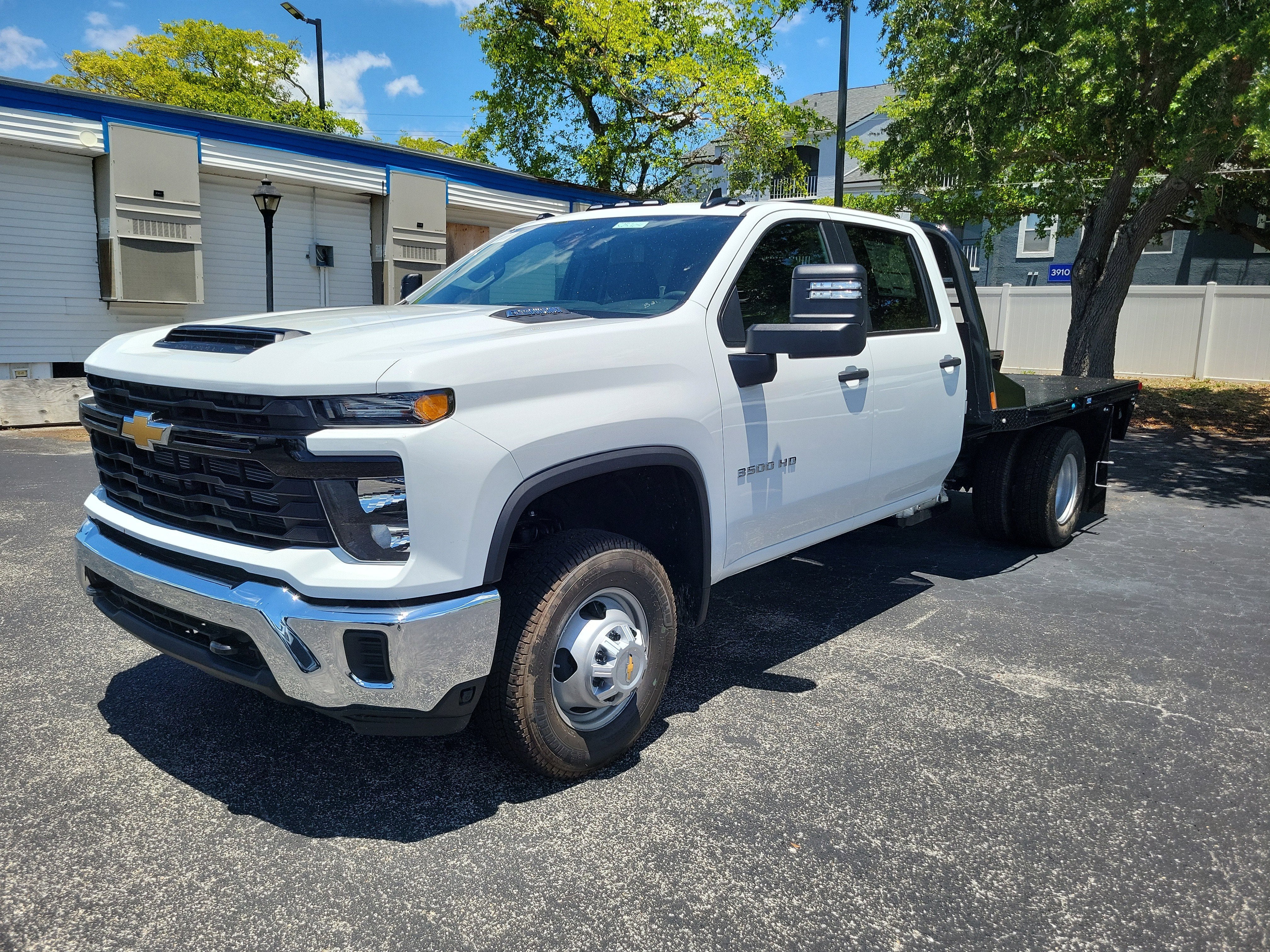 2025 Chevrolet Silverado 3500 HD Chassis Cab Work Truck