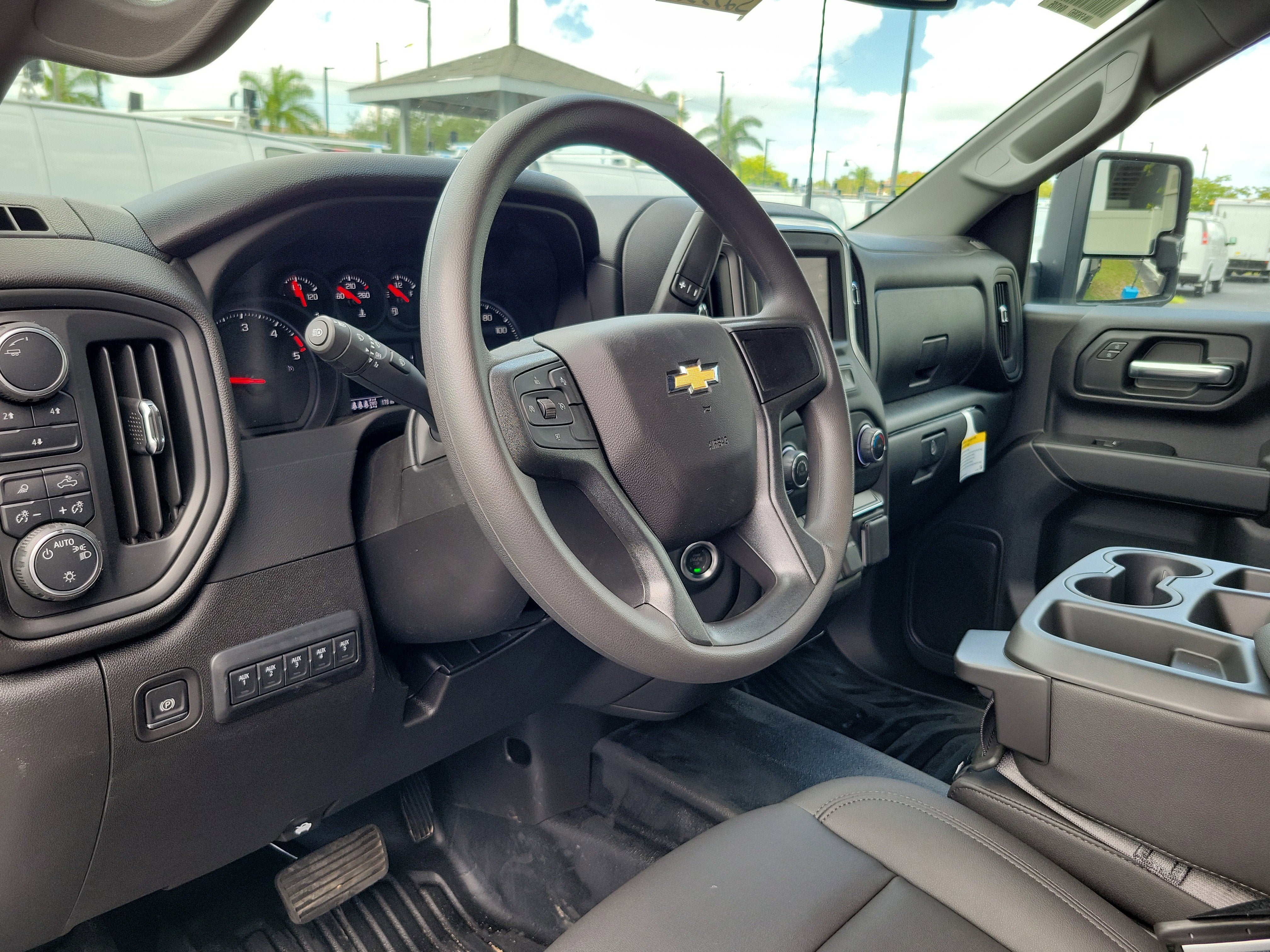 2025 Chevrolet Silverado 3500 HD Chassis Cab Work Truck