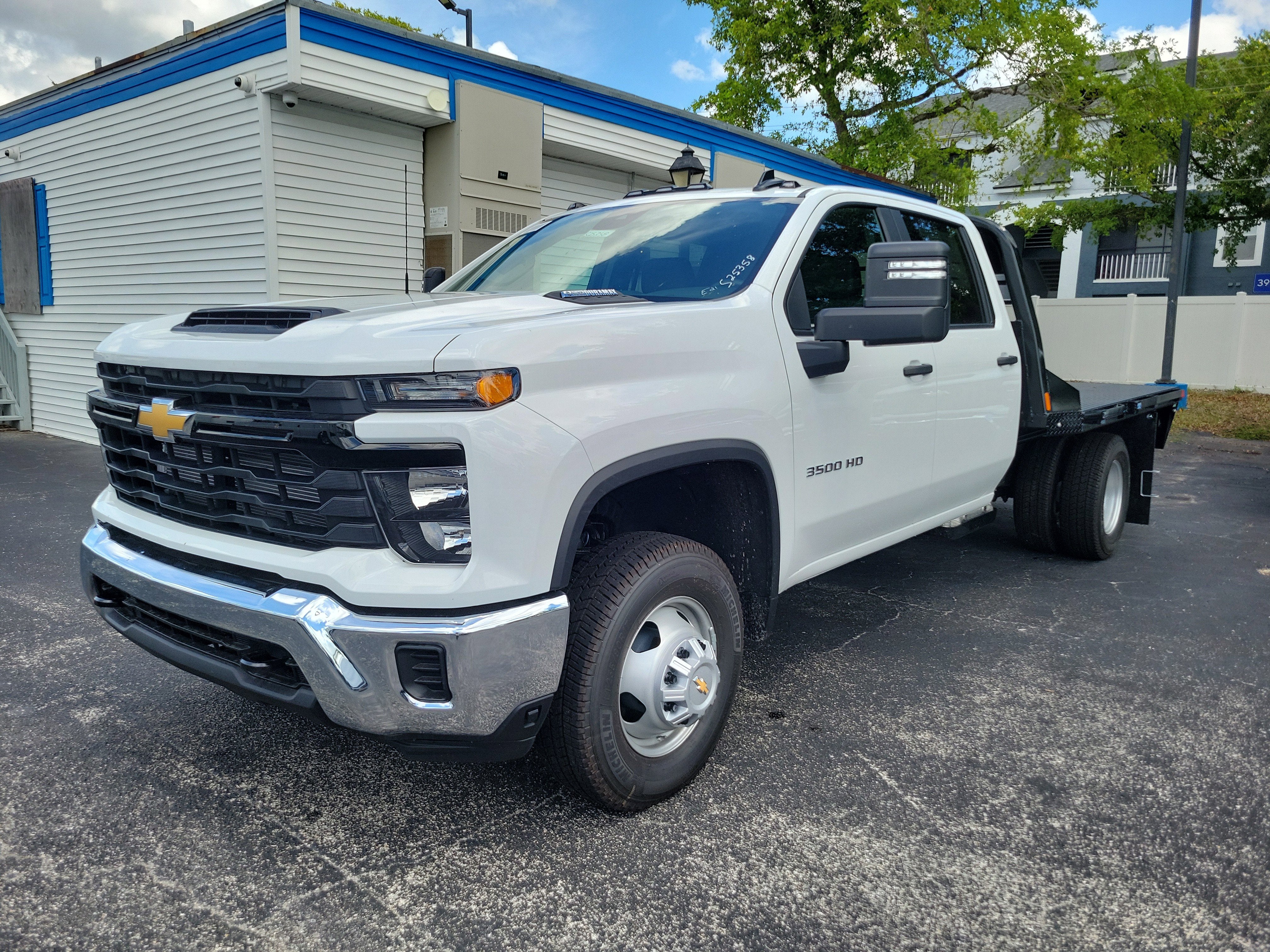 2025 Chevrolet Silverado 3500 HD Chassis Cab Work Truck