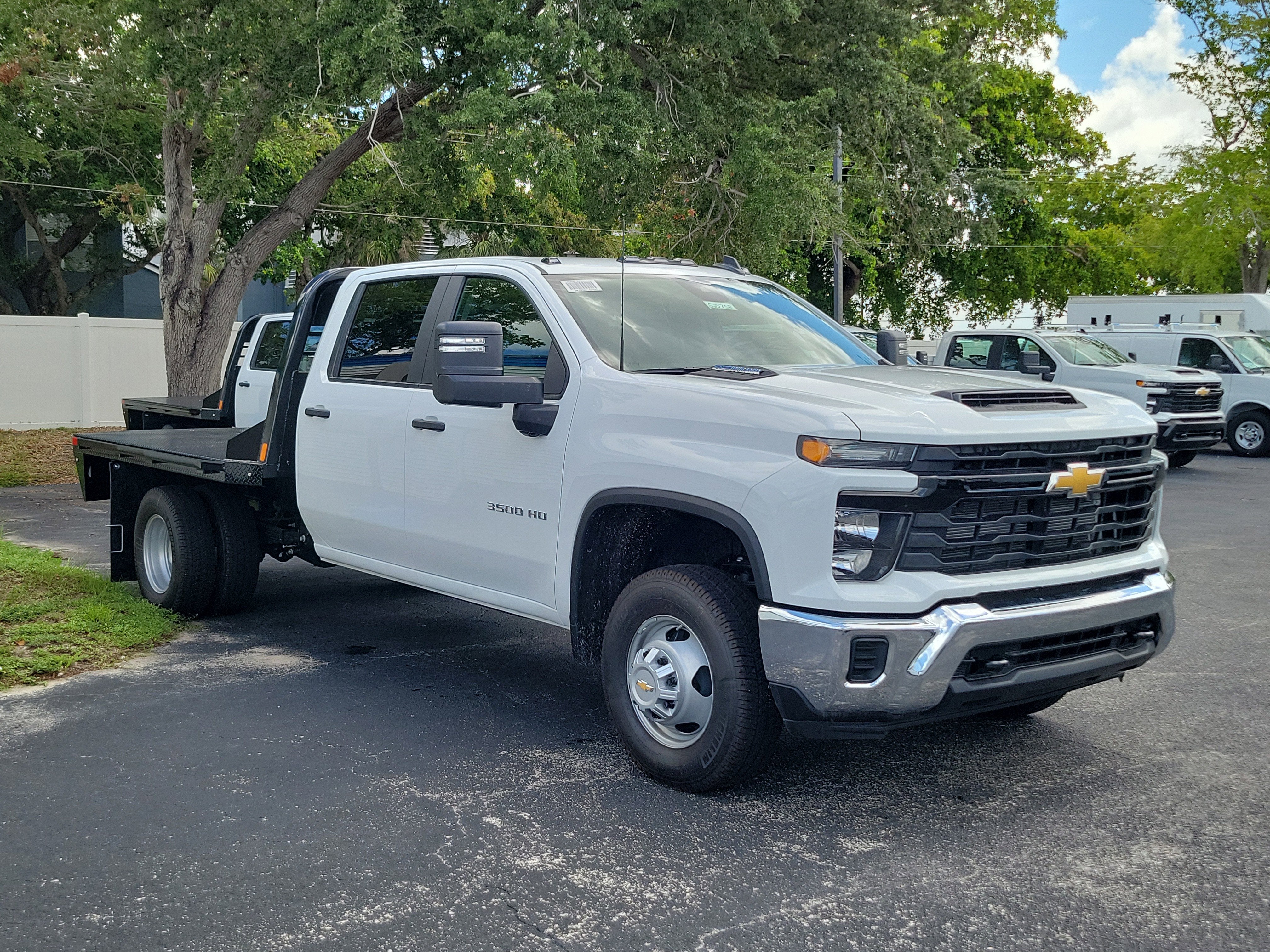 2025 Chevrolet Silverado 3500 HD Chassis Cab Work Truck