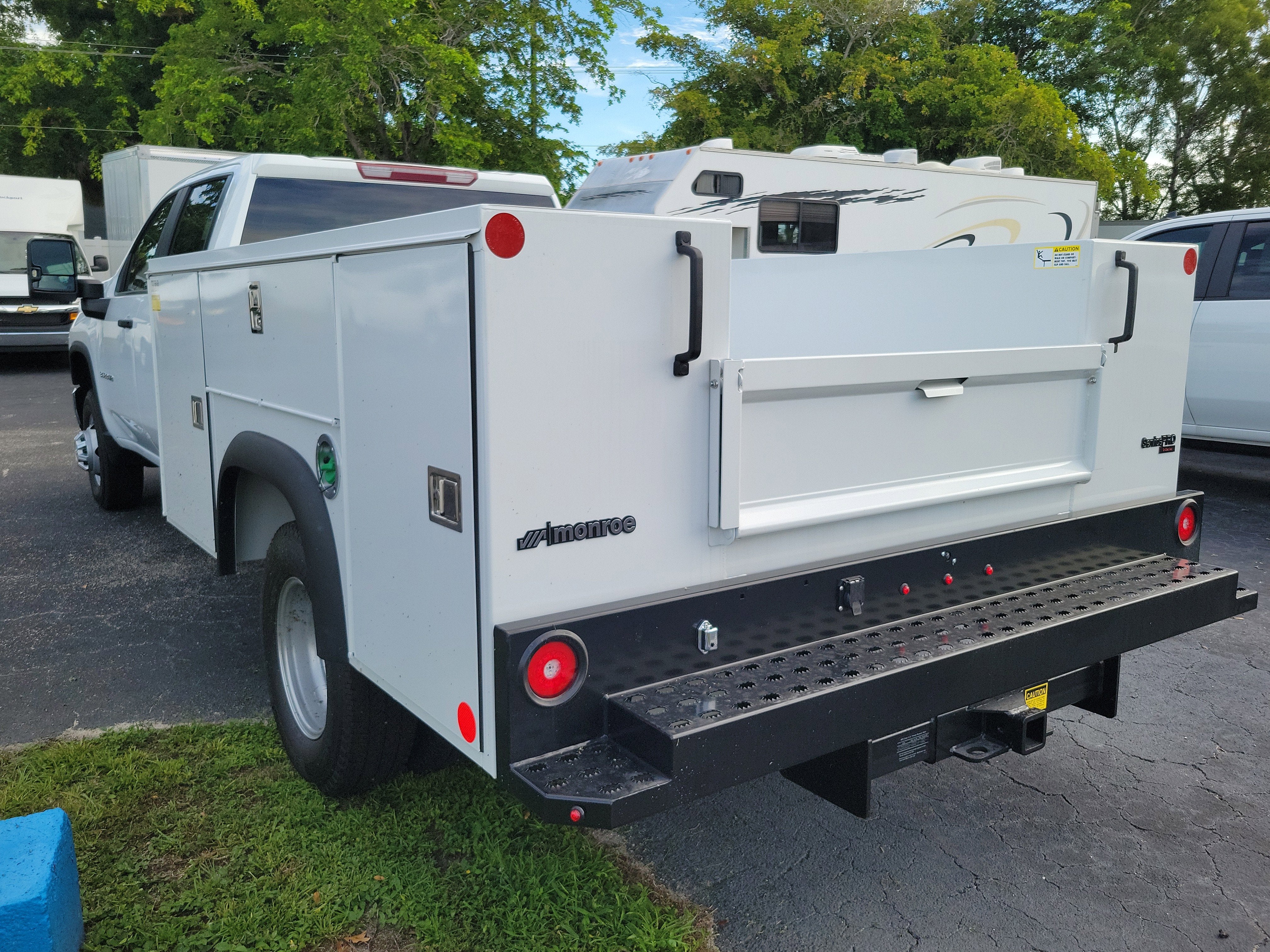 2025 Chevrolet Silverado 3500 HD Chassis Cab Work Truck