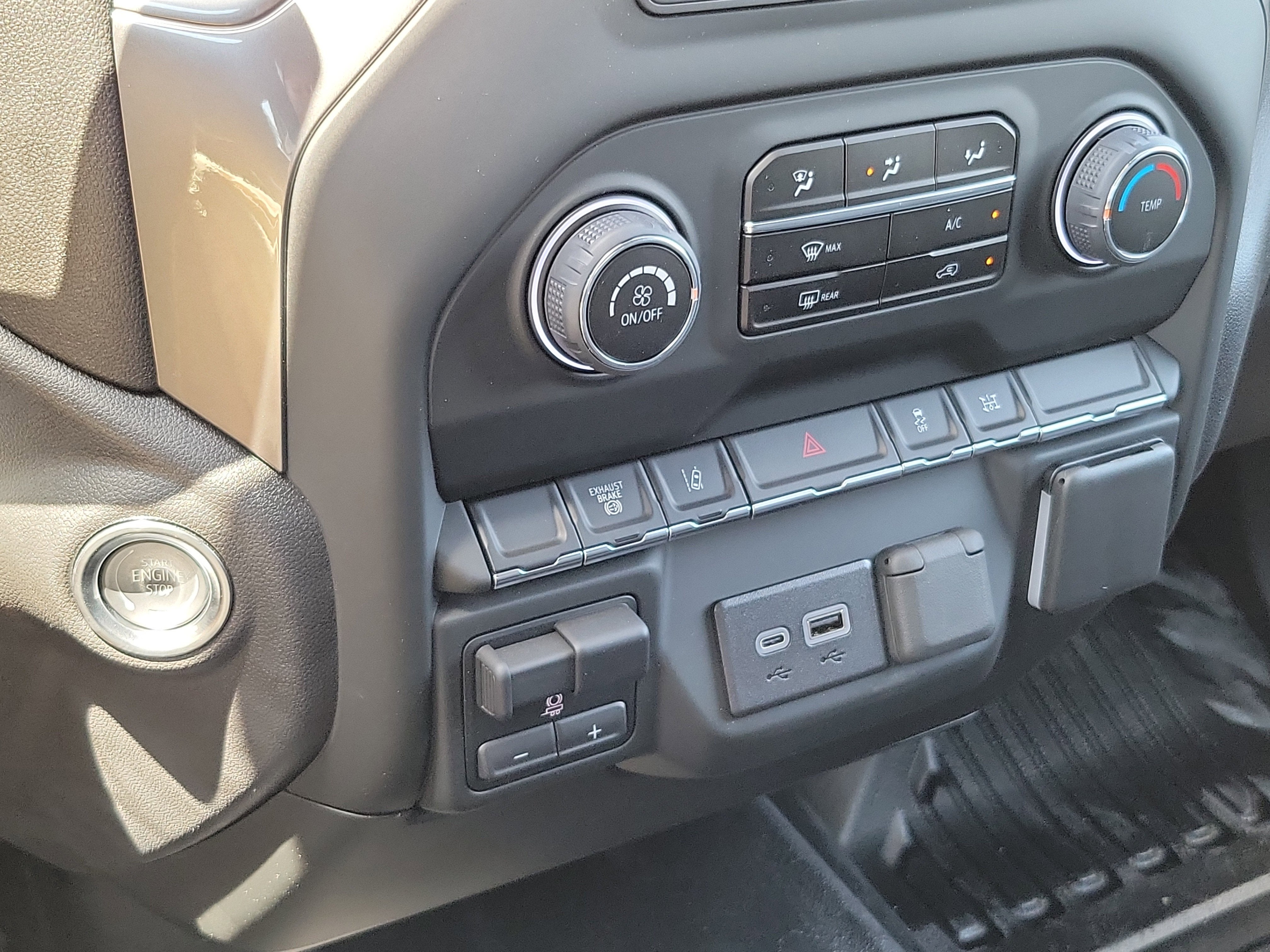 2024 Chevrolet Silverado 3500 HD Chassis Cab Work Truck