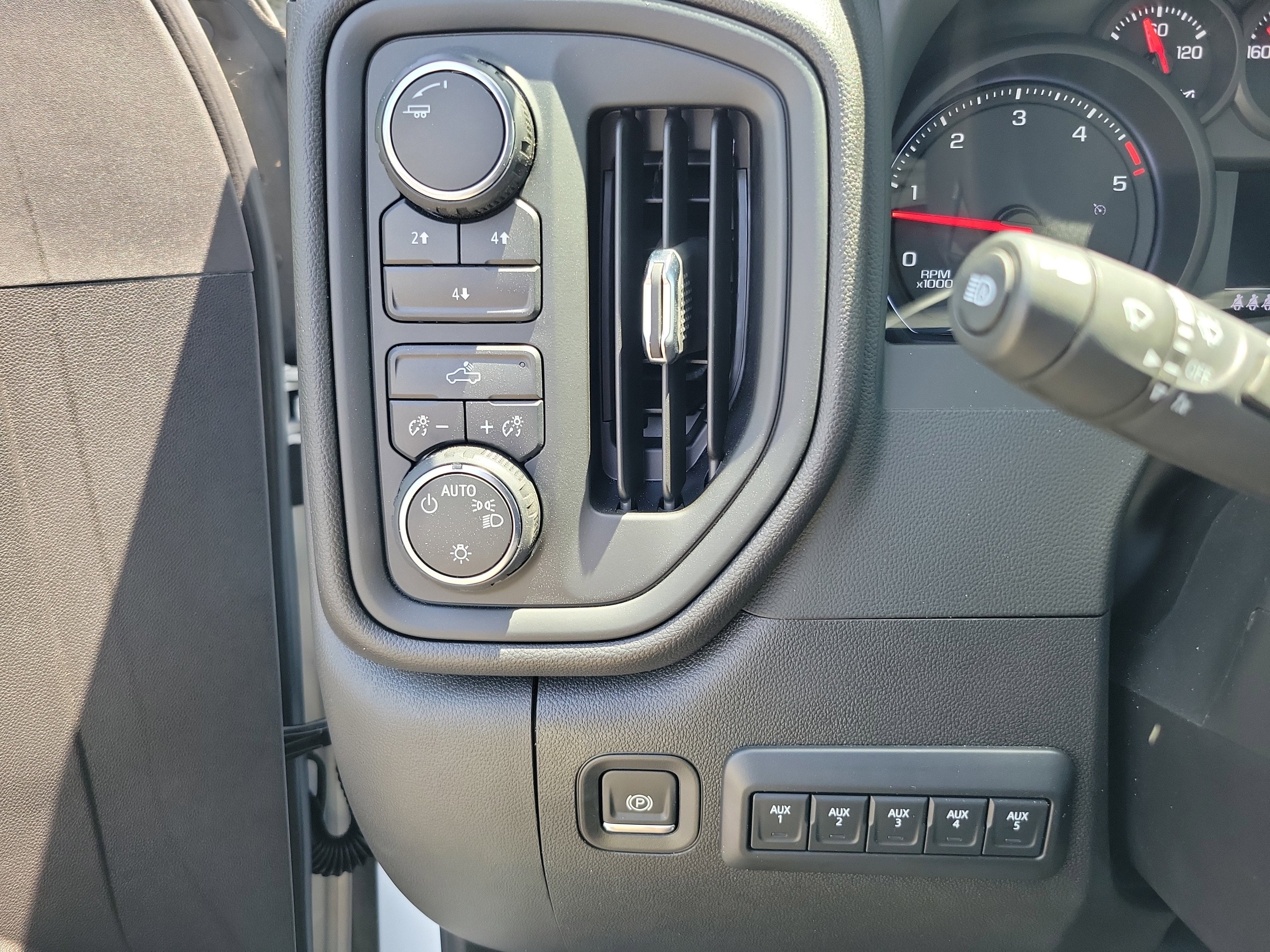 2024 Chevrolet Silverado 3500 HD Chassis Cab Work Truck