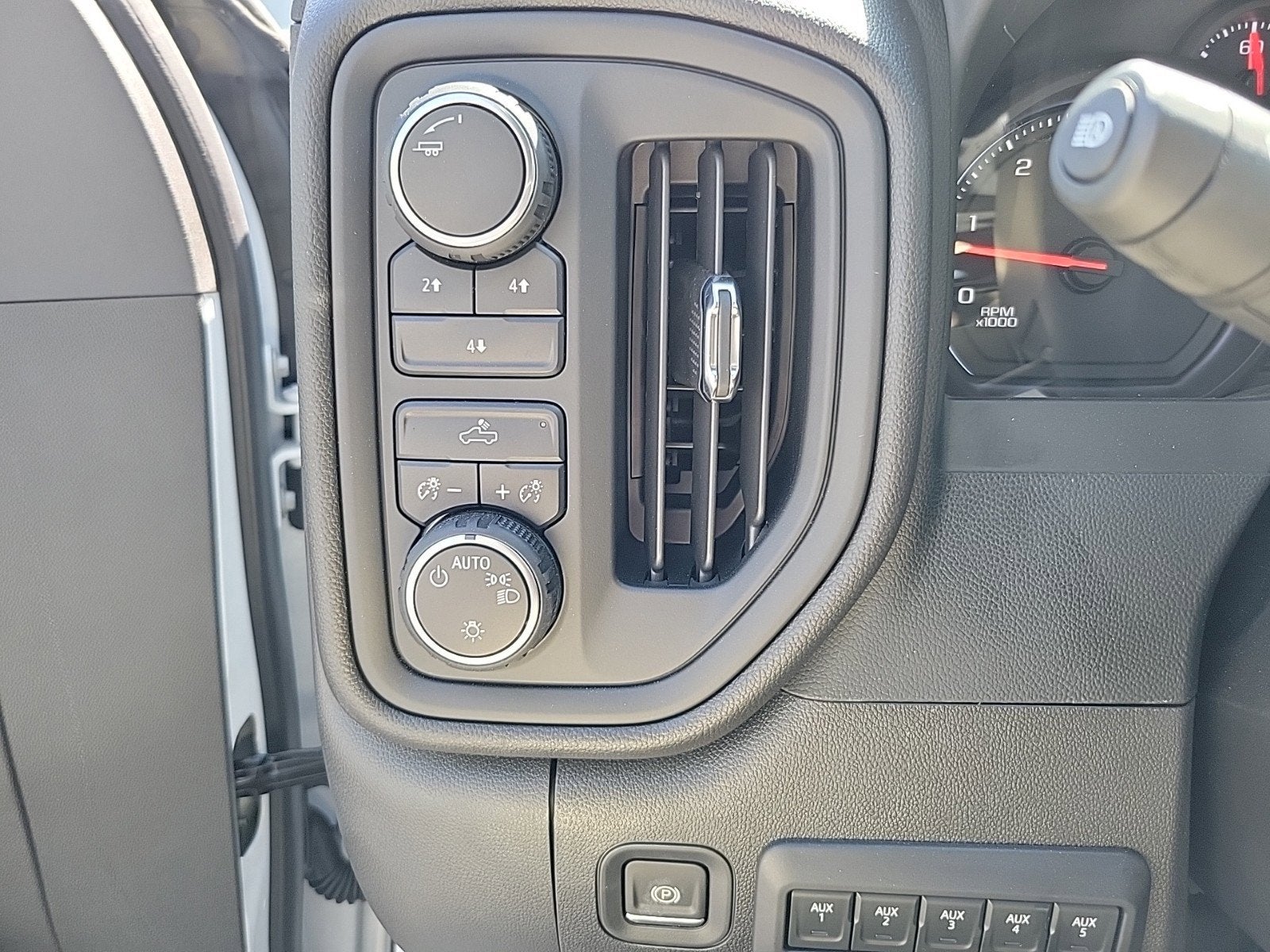 2024 Chevrolet Silverado 3500 HD Chassis Cab Work Truck