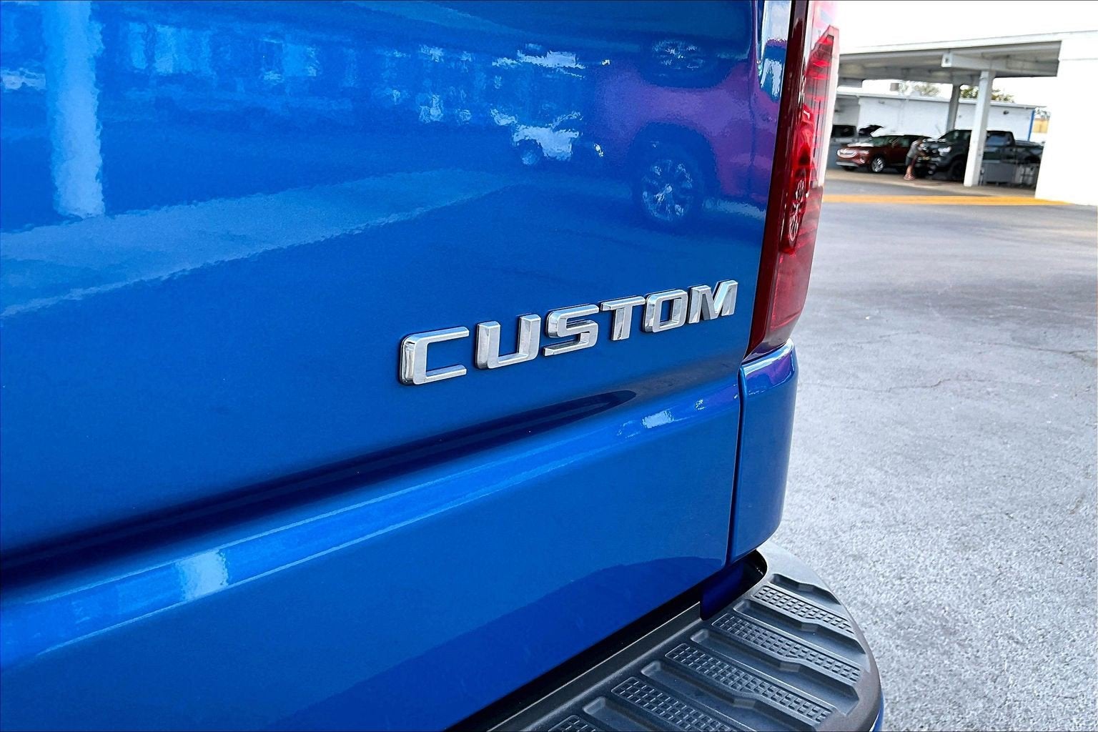 2023 Chevrolet Silverado 1500 Custom