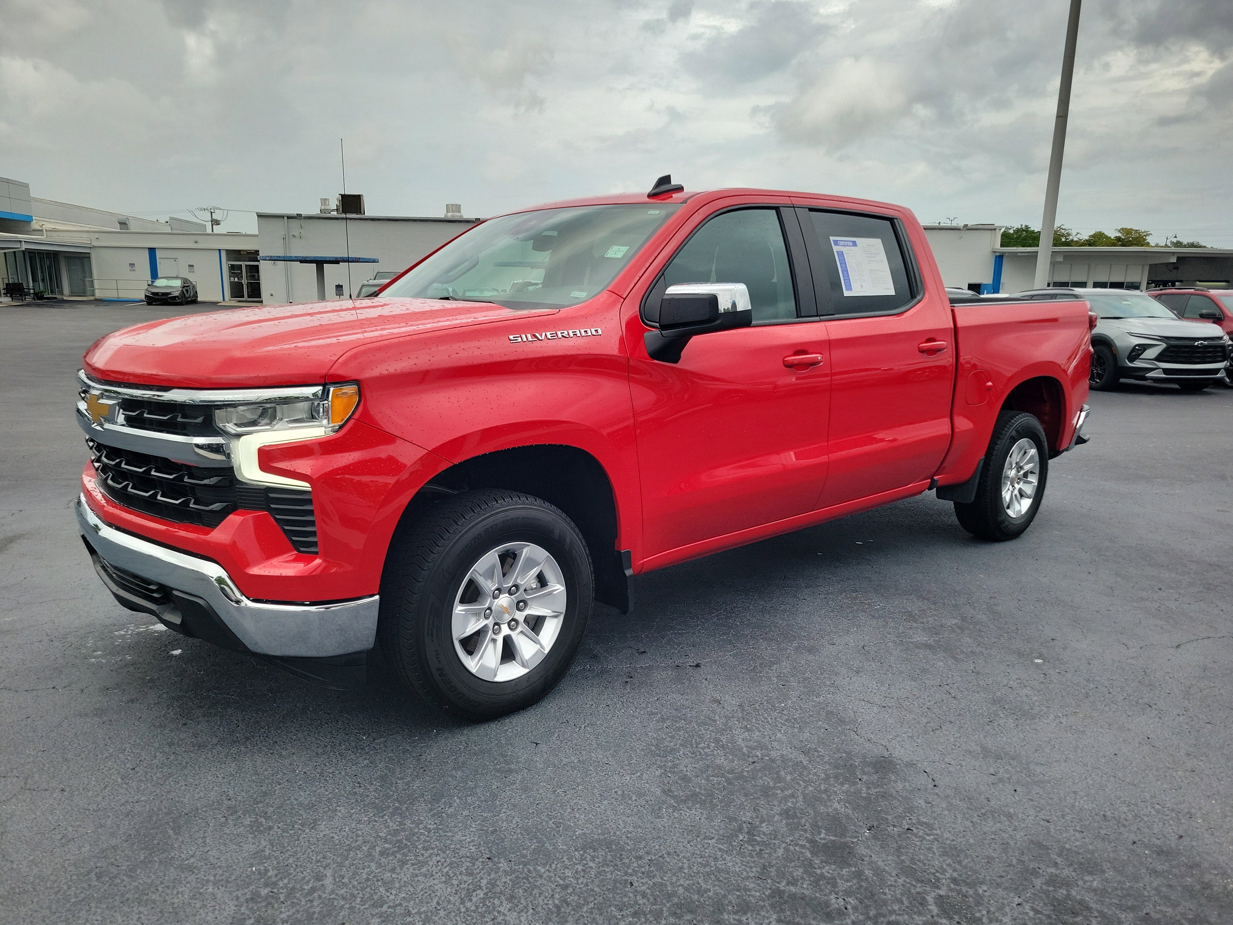 2025 Chevrolet Silverado 1500 LT