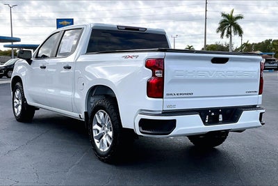 2022 Chevrolet Silverado 1500 Custom