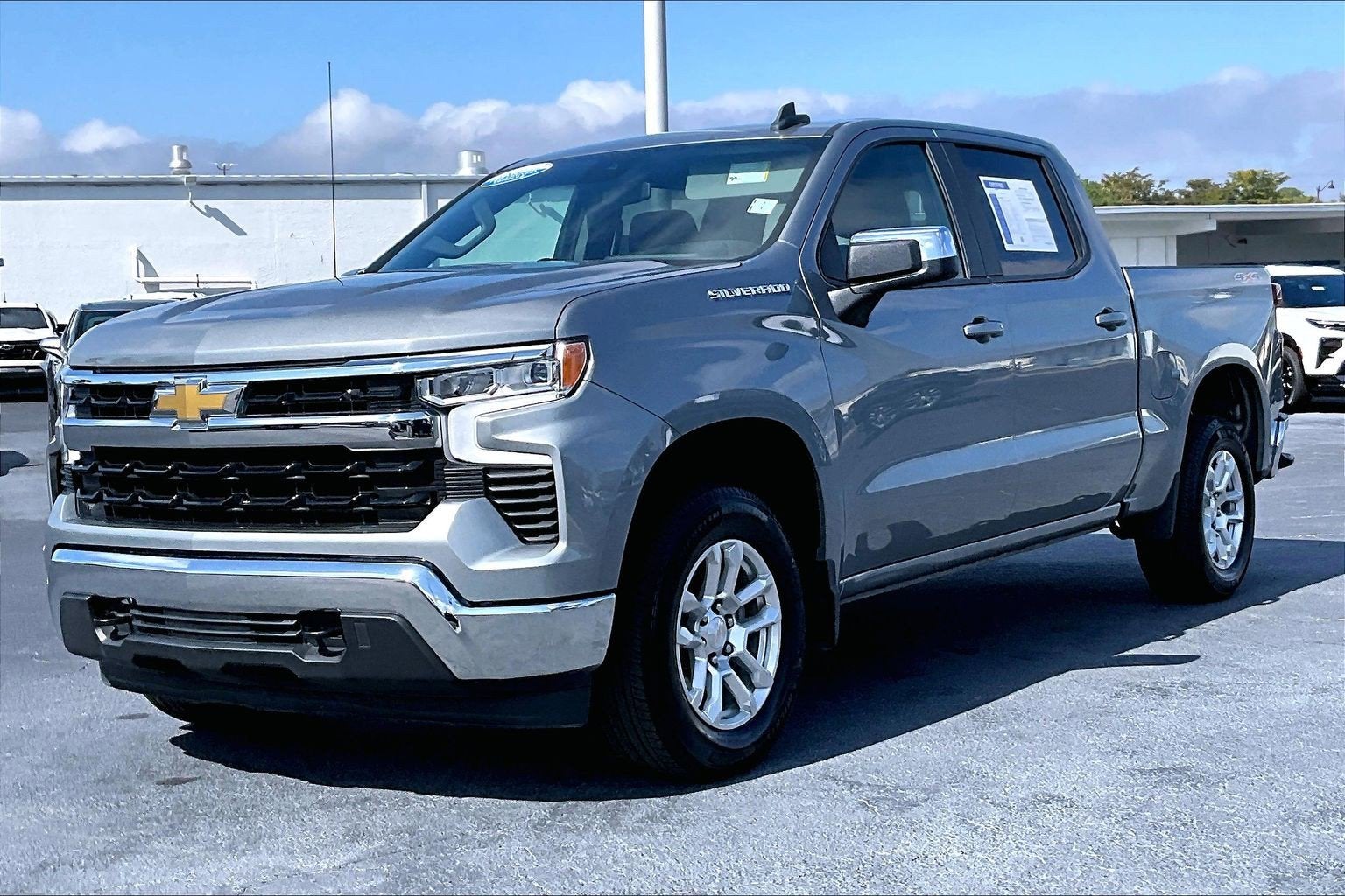 2024 Chevrolet Silverado 1500 LT (2FL)