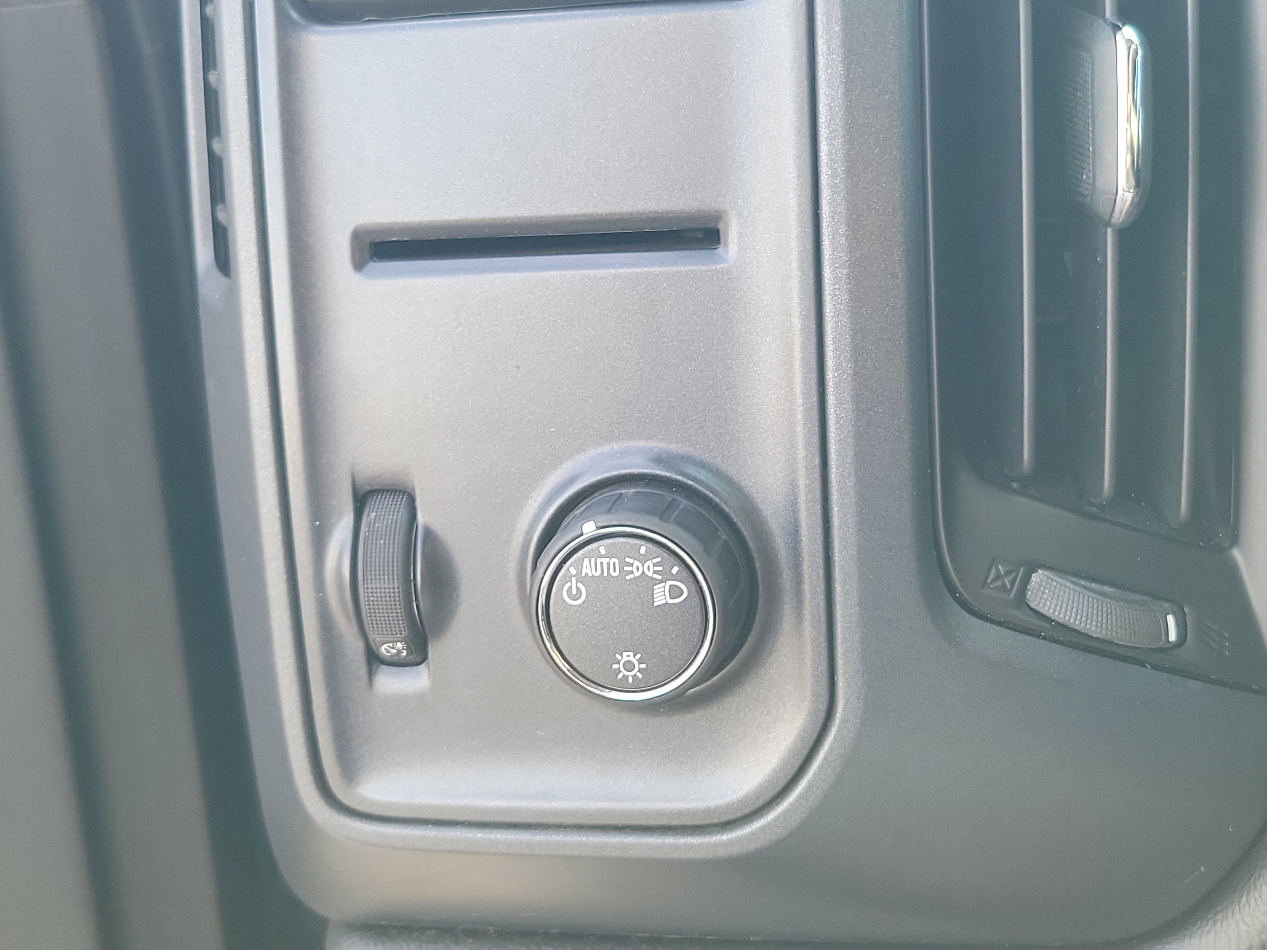 2015 Chevrolet Silverado 1500 LS