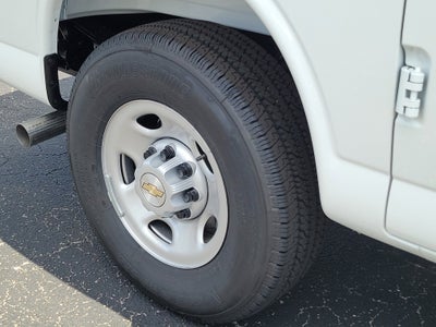 2025 Chevrolet Express Cargo 2500 WT