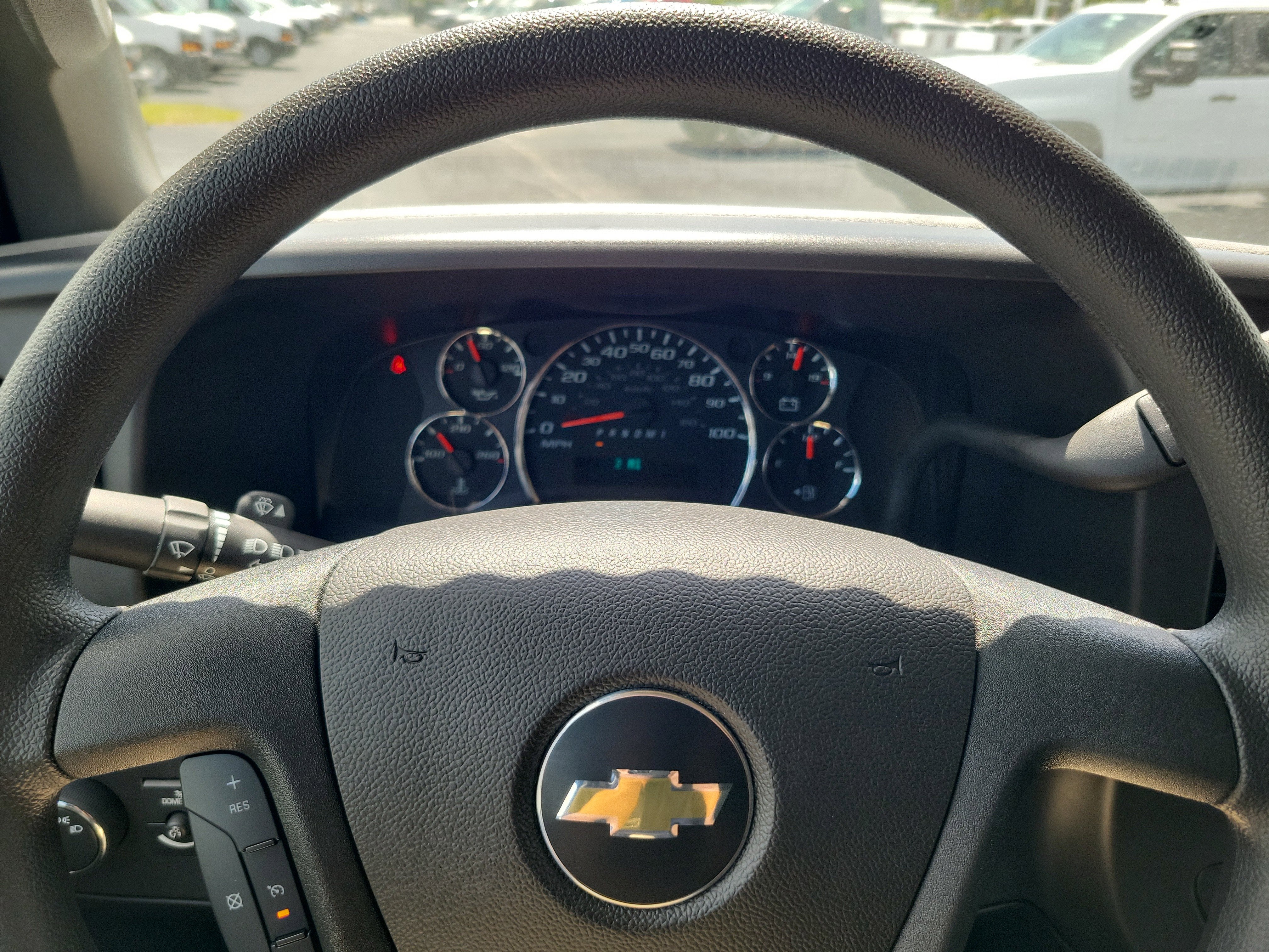 2025 Chevrolet Express Cargo 2500 WT