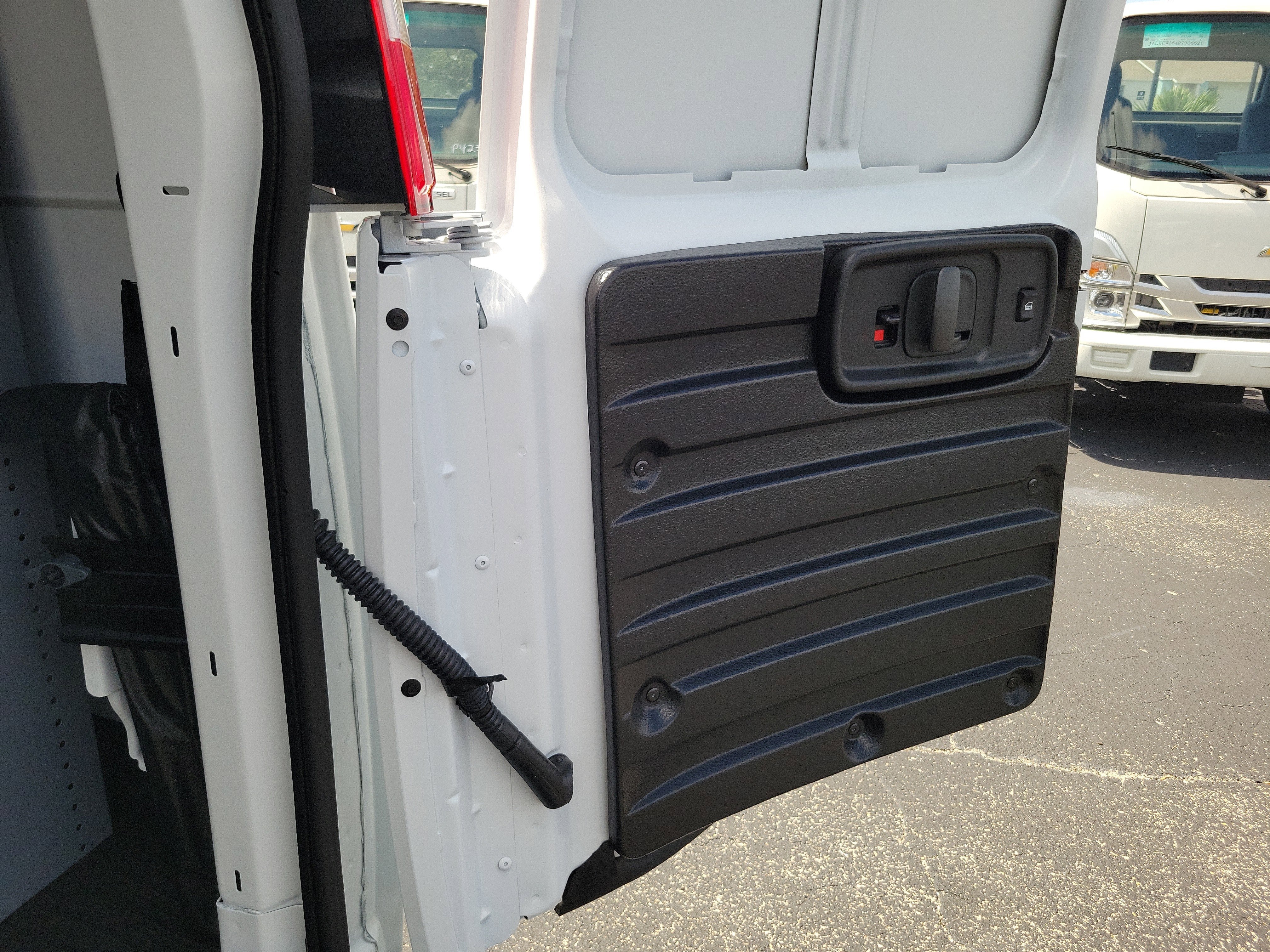 2025 Chevrolet Express Cargo 2500 WT