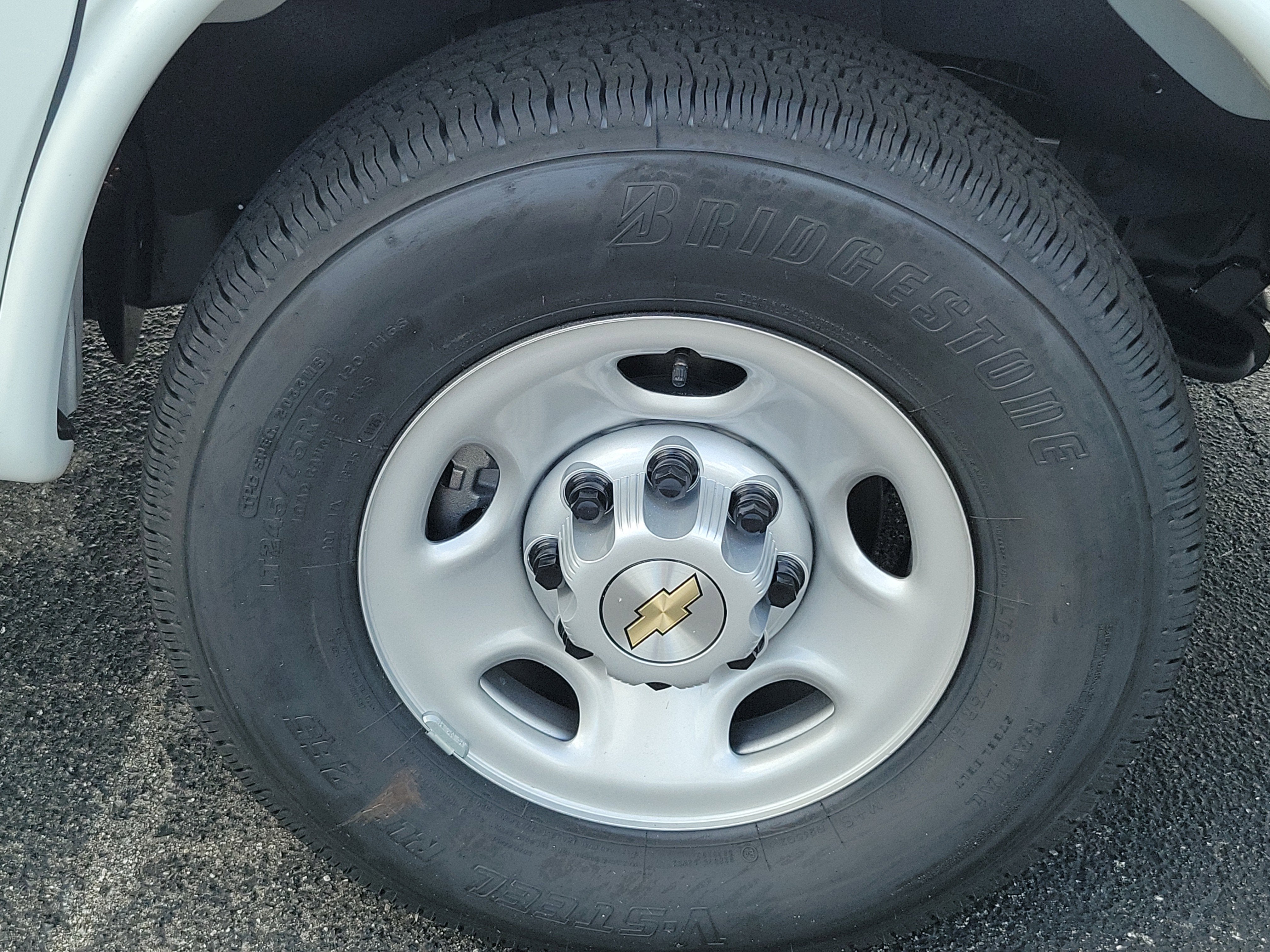 2025 Chevrolet Express Cargo 2500 WT