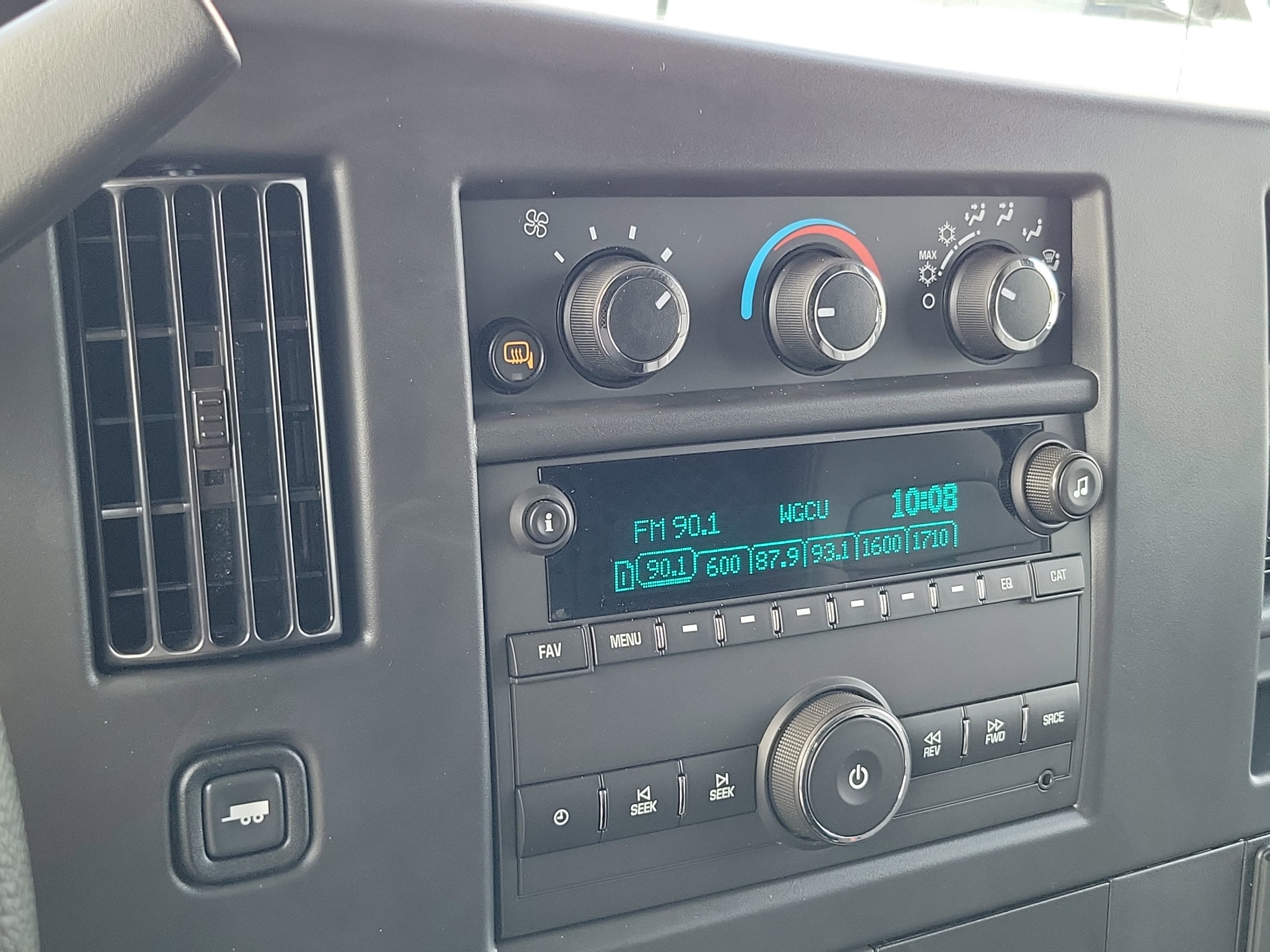 2025 Chevrolet Express Cargo 2500 WT