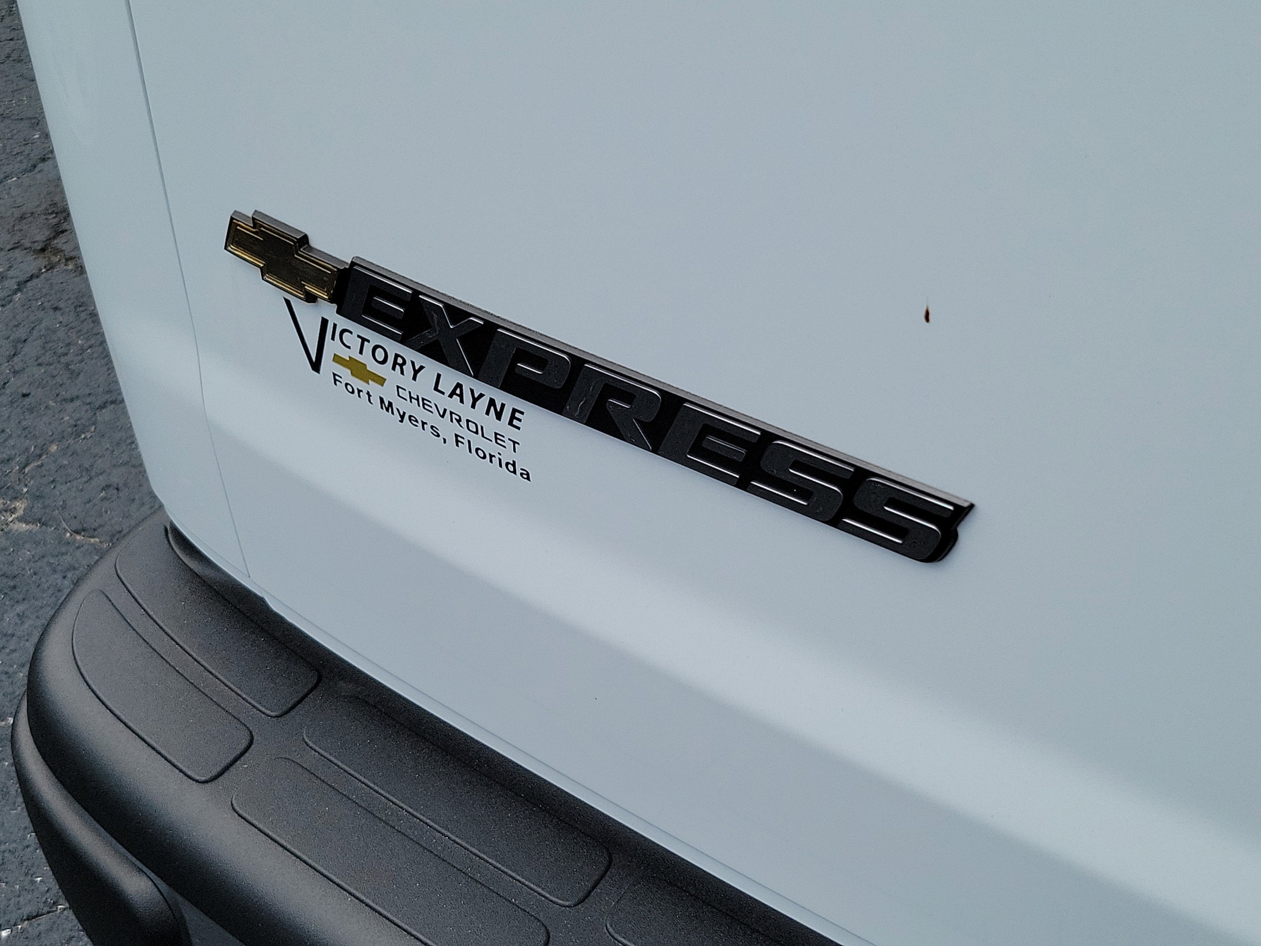 2025 Chevrolet Express Cargo 2500 WT